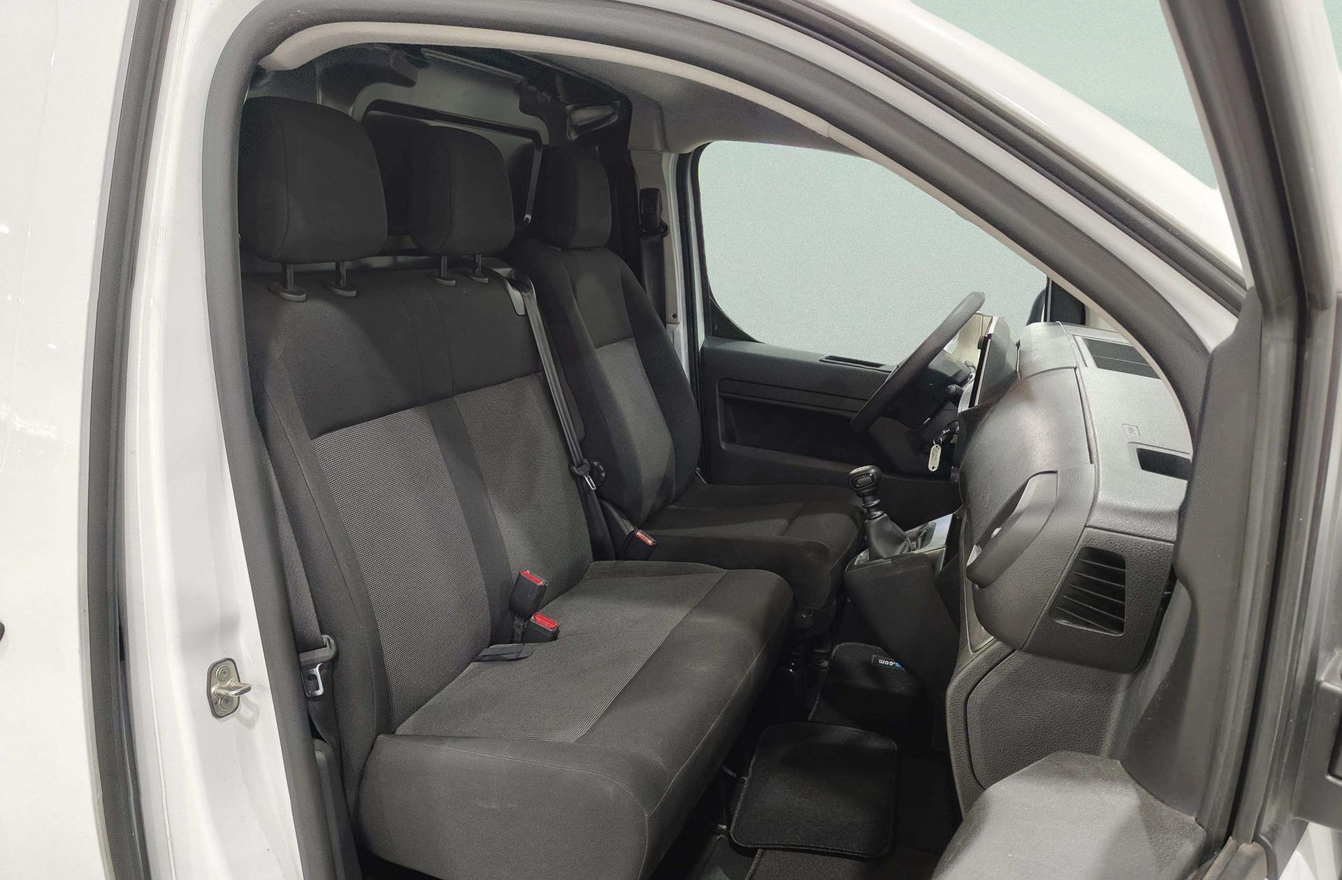 Opel Vivaro Furgon BlueHDi 120 3 plazas - foto 15