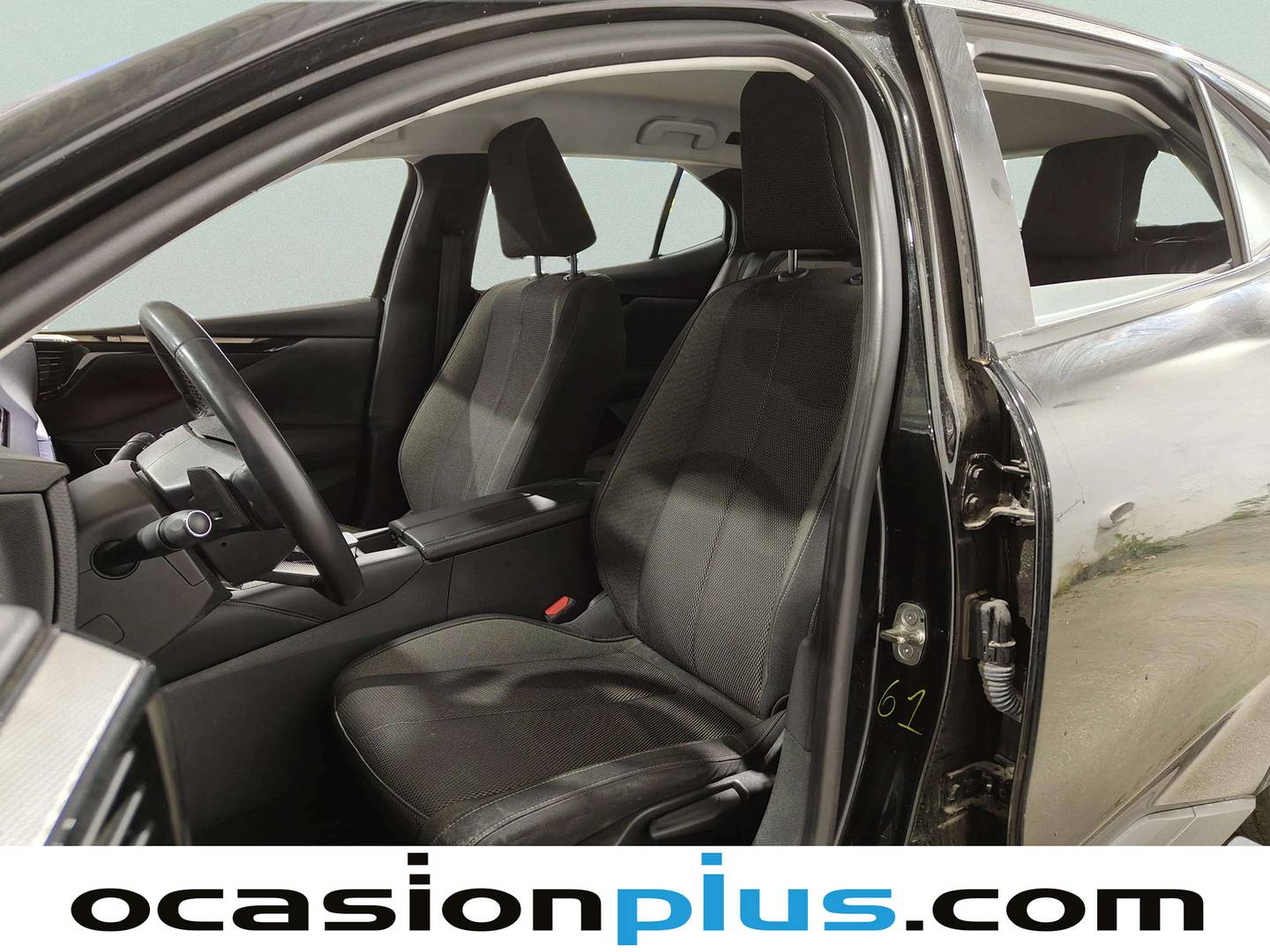 Foto DS DS 4 DS DS4 PureTech 130 Bastille Auto (130 CV)