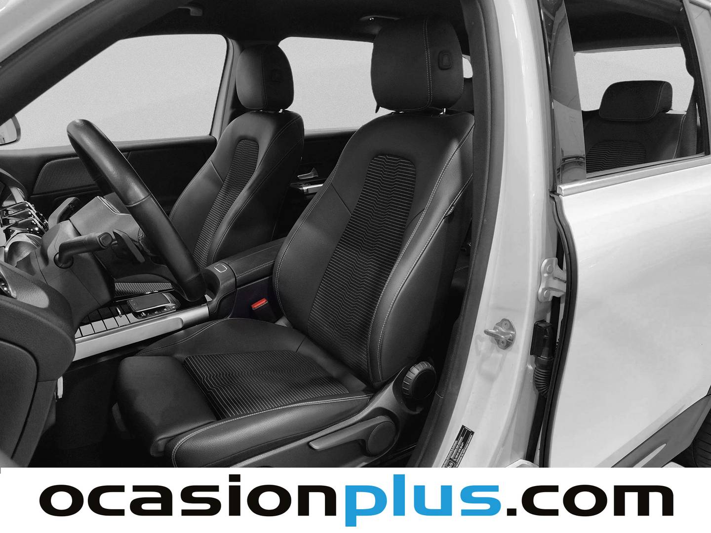 Foto asientos delanteros Mercedes GLB Mercedes GLB 200 d 4Matic (150 CV)