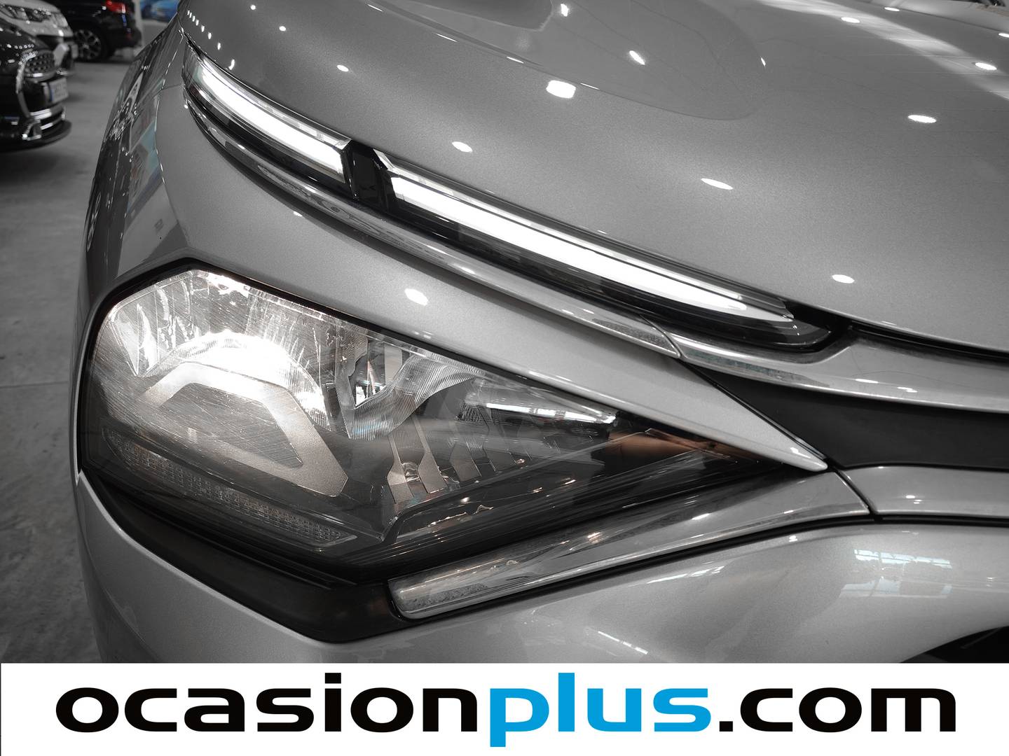 Foto Citroën C4 X Citroen C4 X PureTech 100 S&S 6v You (102 CV)