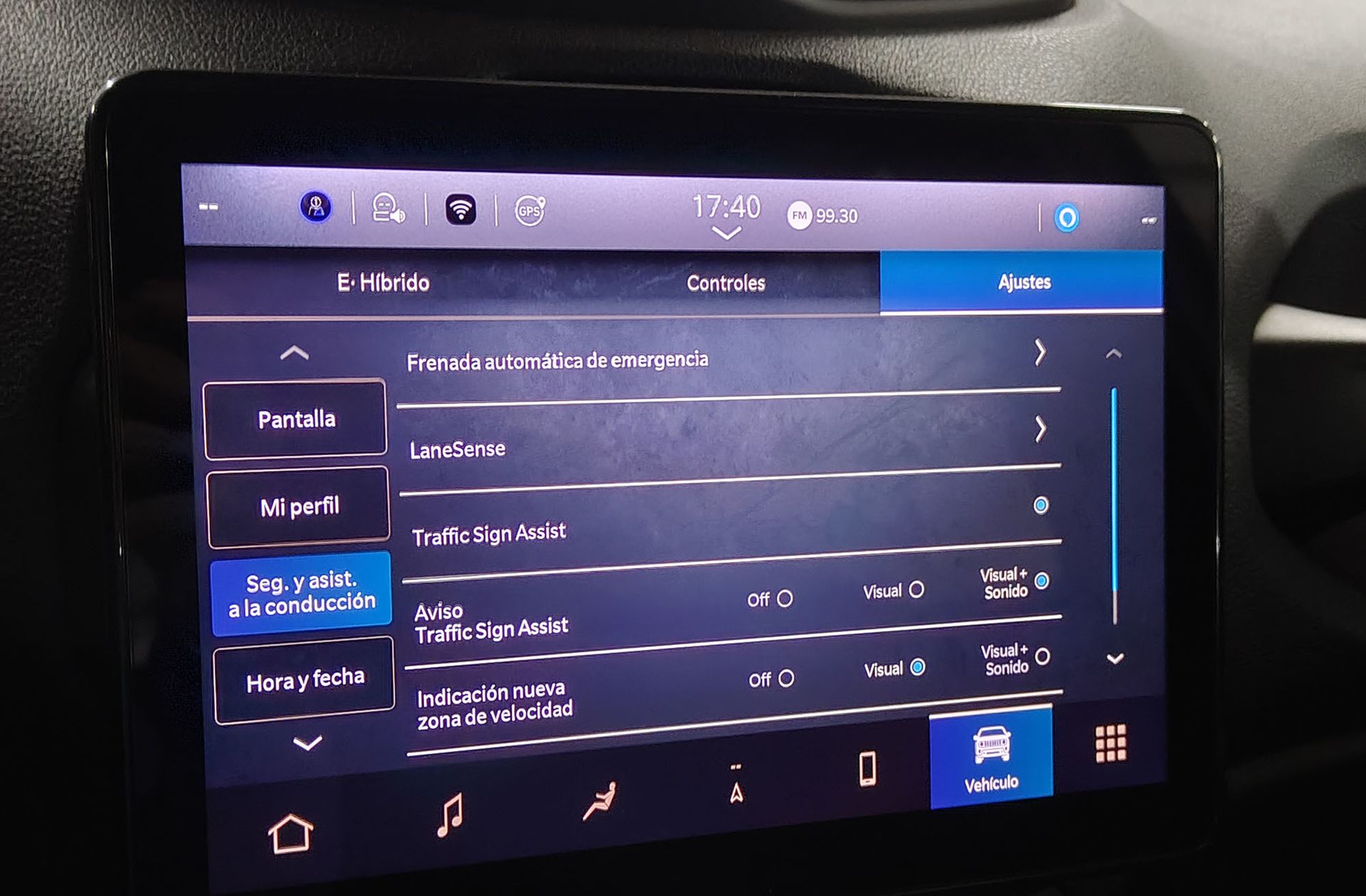 Jeep Renegade eHybrid 1.5 Altitude DCT - foto 33