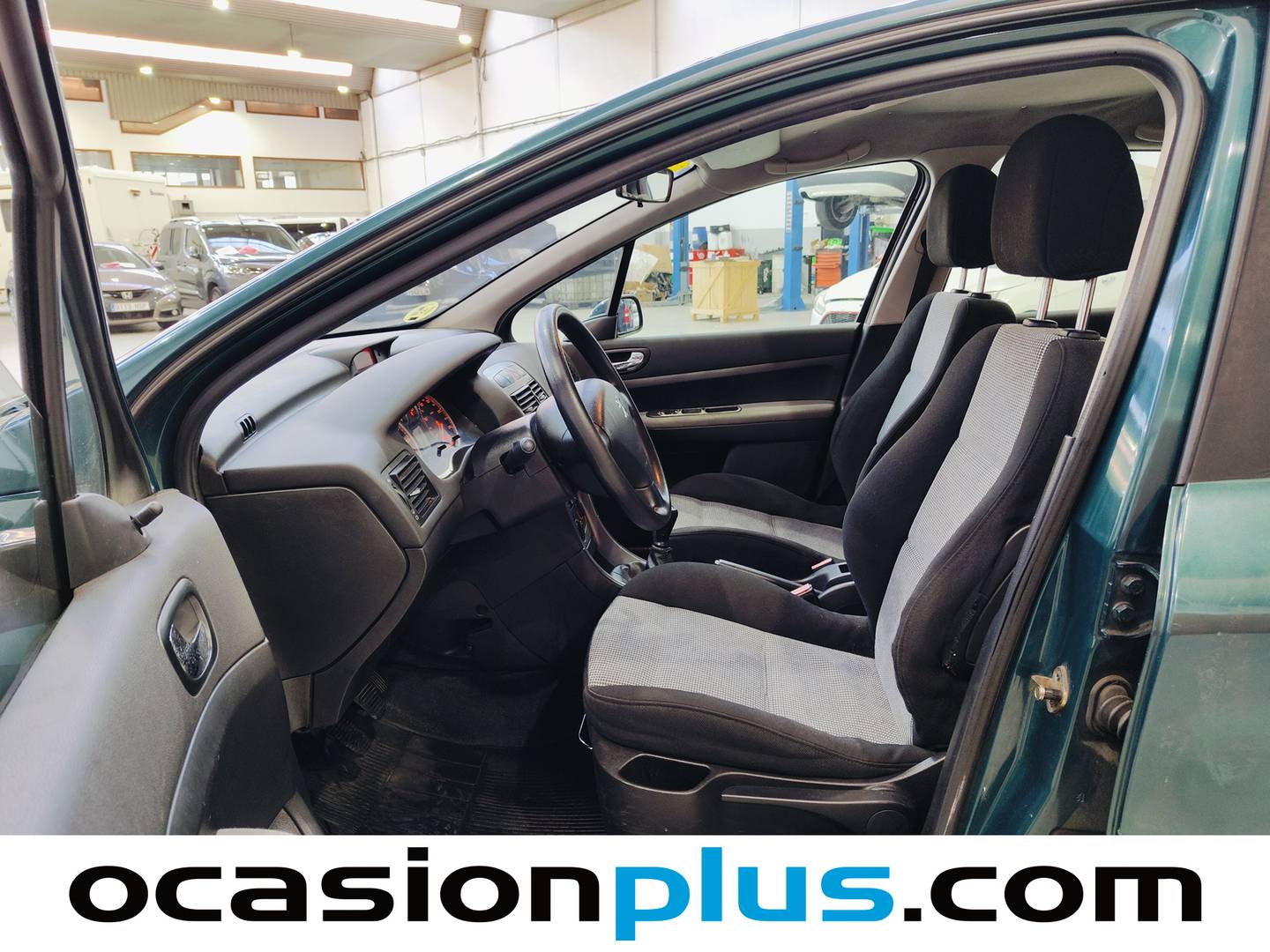Foto asientos delanteros Peugeot 307 Peugeot 307 1.6 XR (110 CV)