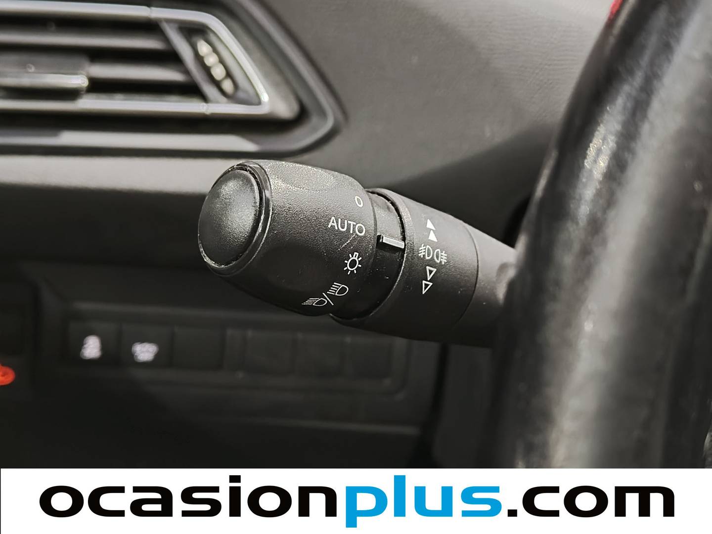 Foto Peugeot 308 Peugeot 308 SW PureTech 130 S&S Style (130 CV)