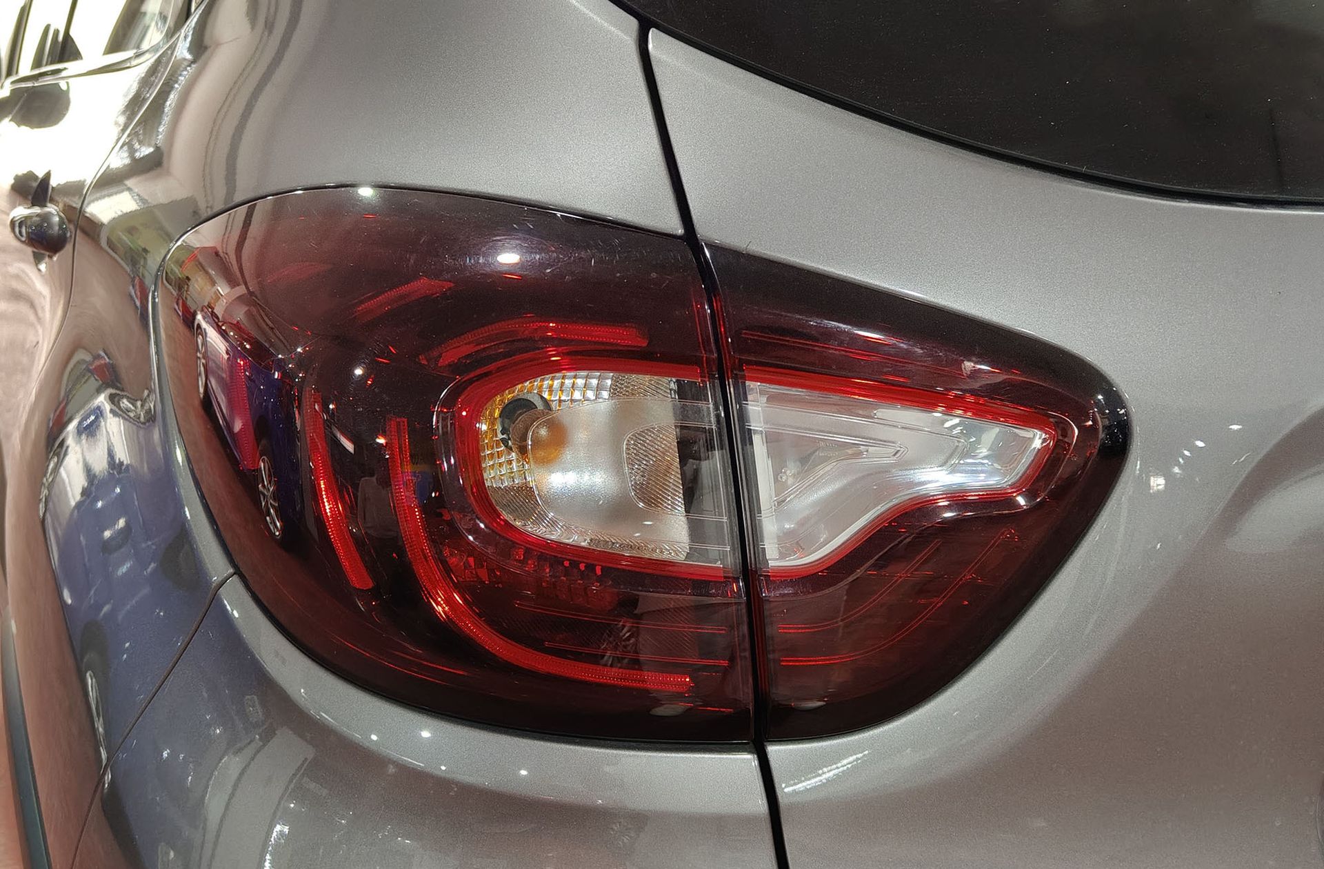 Renault Captur Zen TCe GPF - foto 14