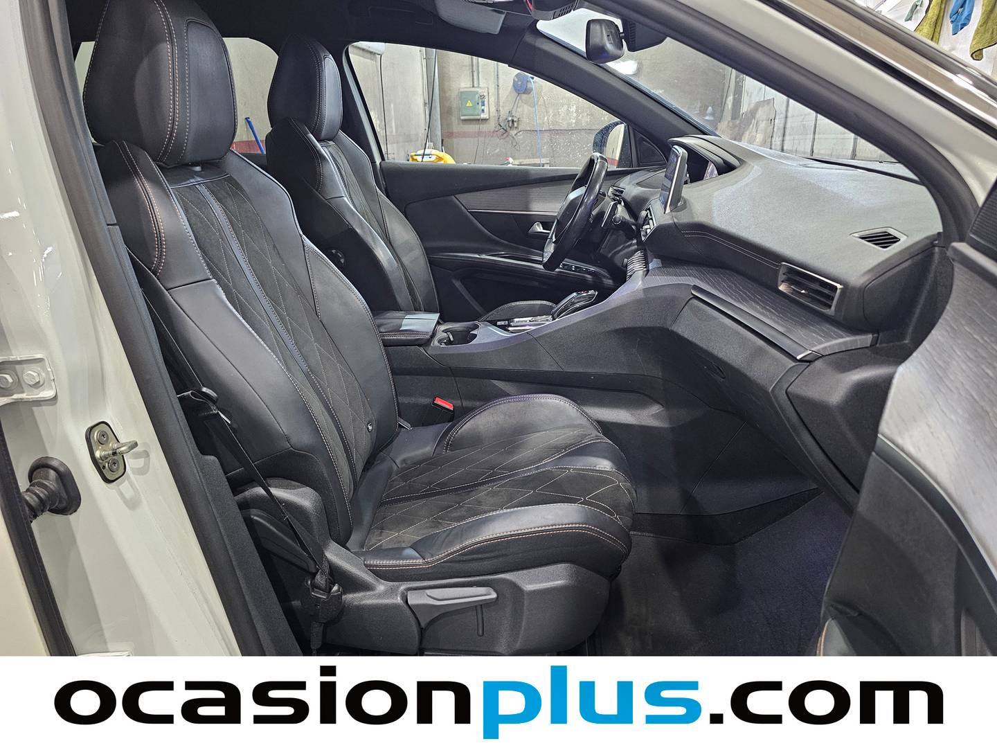 Foto Peugeot 3008 Peugeot 3008 BlueHDi 180 S&S GT EAT6 (180 CV)