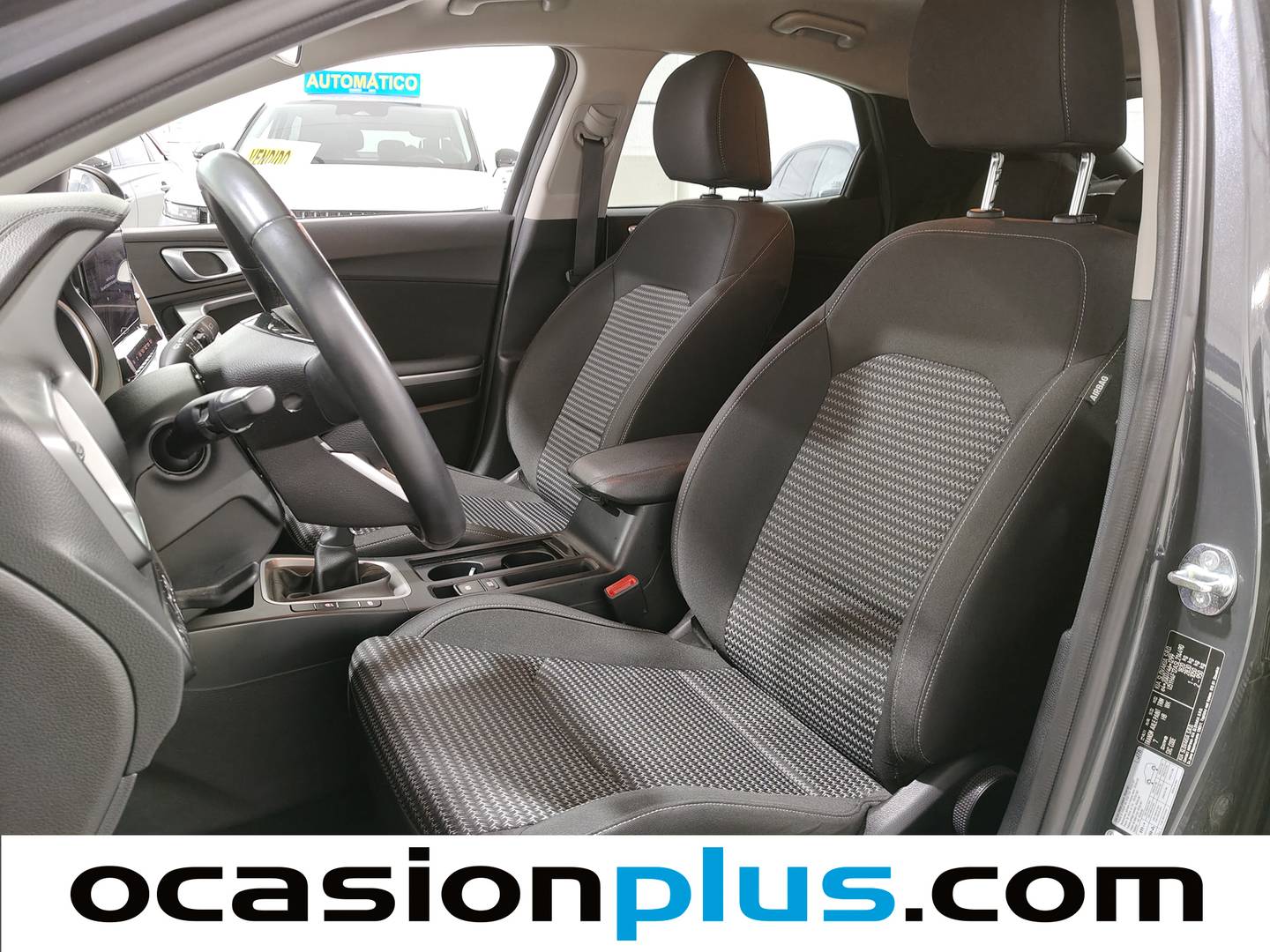 Foto asientos delanteros KIA XCeed KIA XCeed 1.0 T-GDi Drive (100 CV)