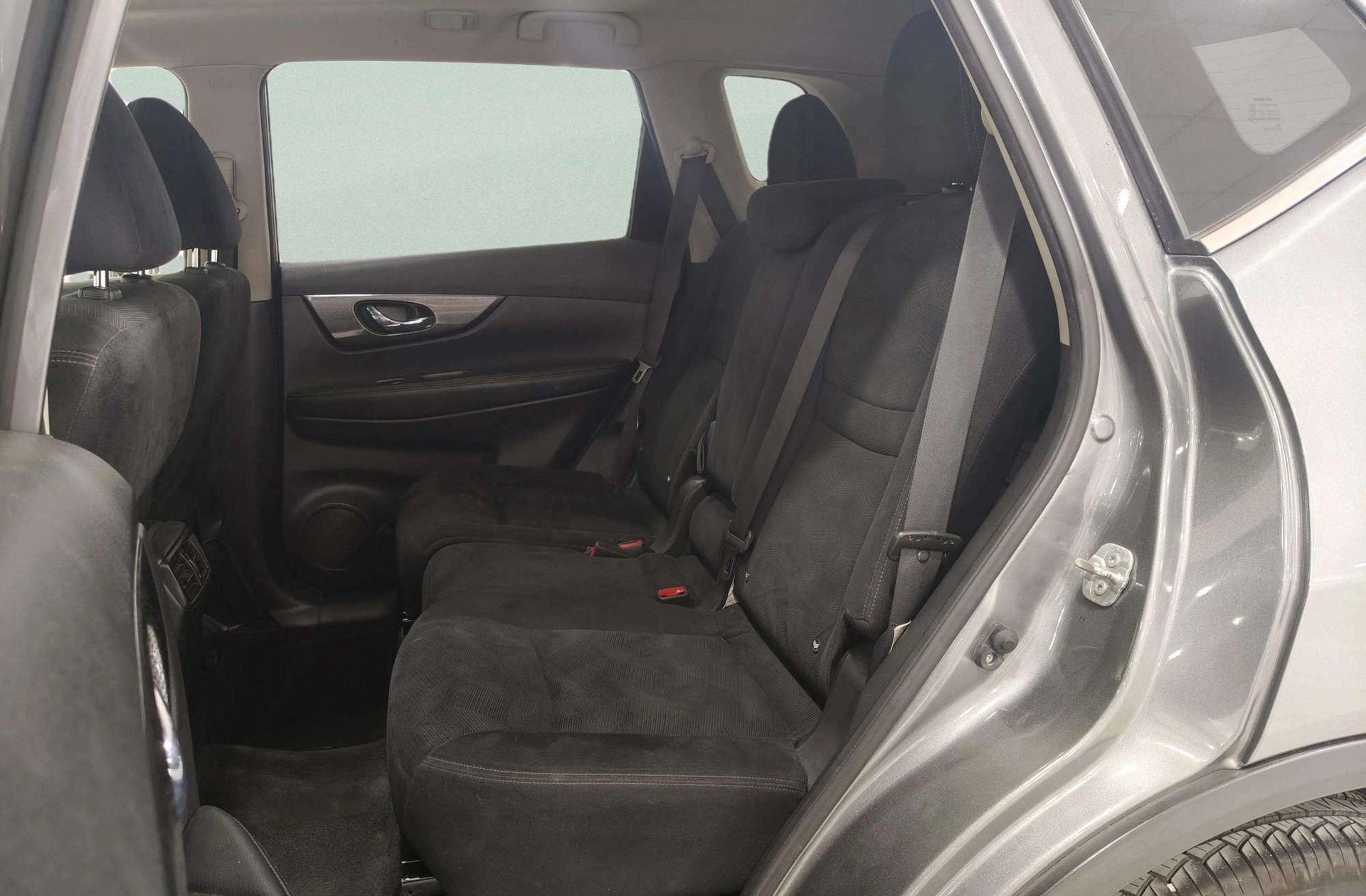 Nissan X-Trail dCi 130 N-Connecta - foto 14