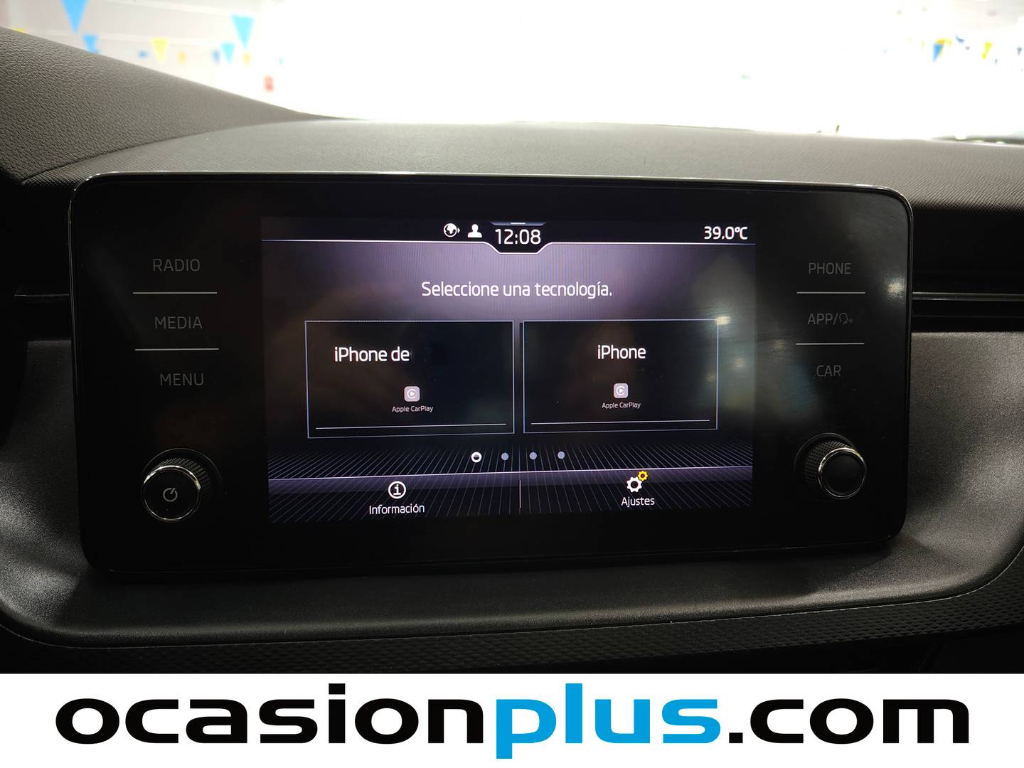 Extras y acabados del Skoda Kamiq Skoda Kamiq 1.0 TSI Ambition DSG (110 CV)