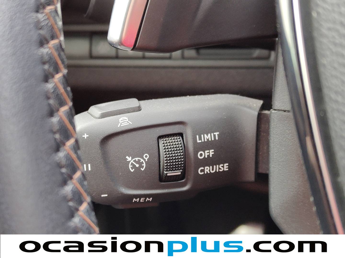 Foto Peugeot 3008 Peugeot 3008 PureTech 130 S&S GT EAT8  (130 CV)