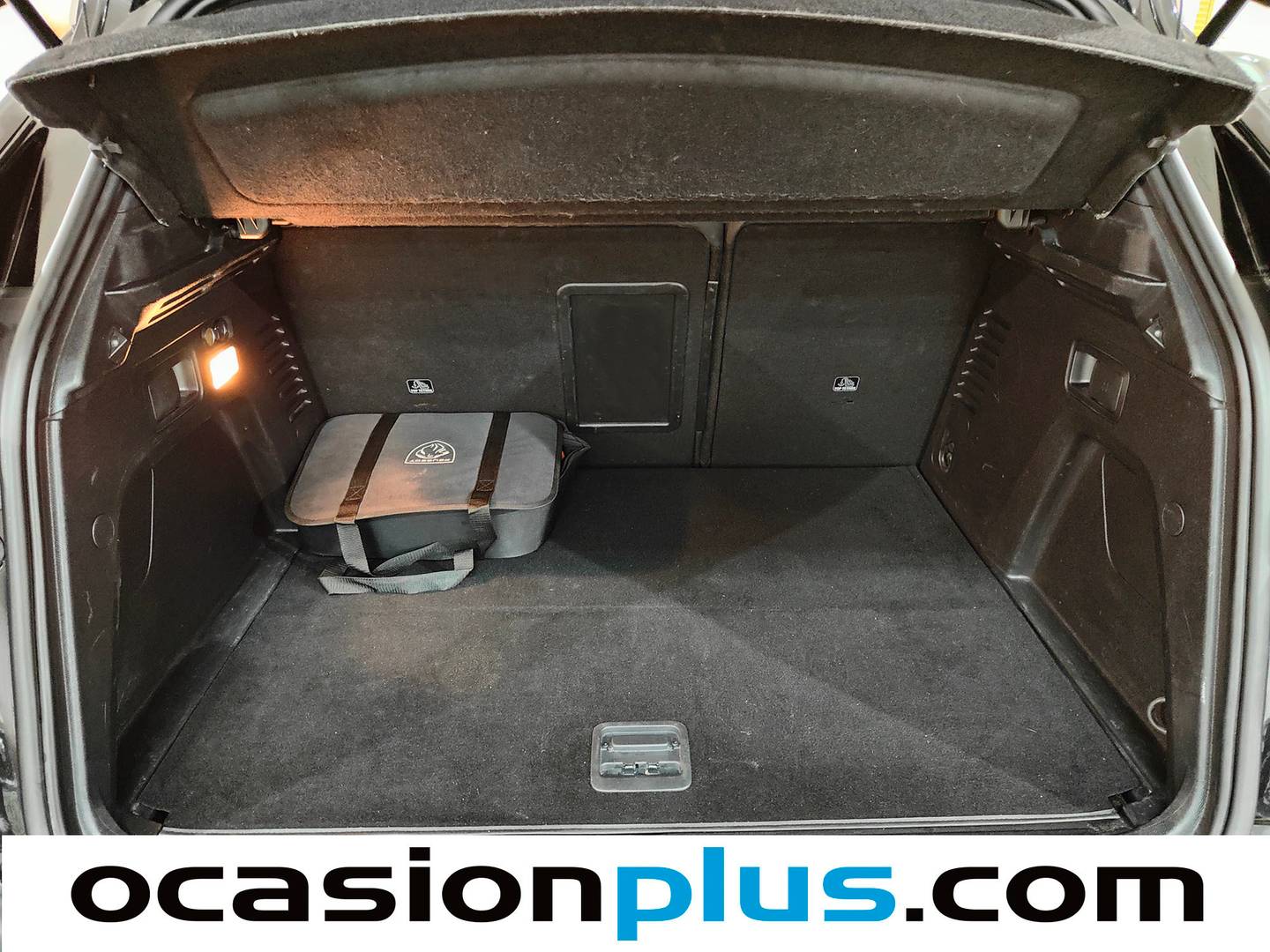 Foto Peugeot 3008 Hybrid Peugeot 3008 3008 Hybrid 300 Allure Pack e-EAT8 (300 CV)