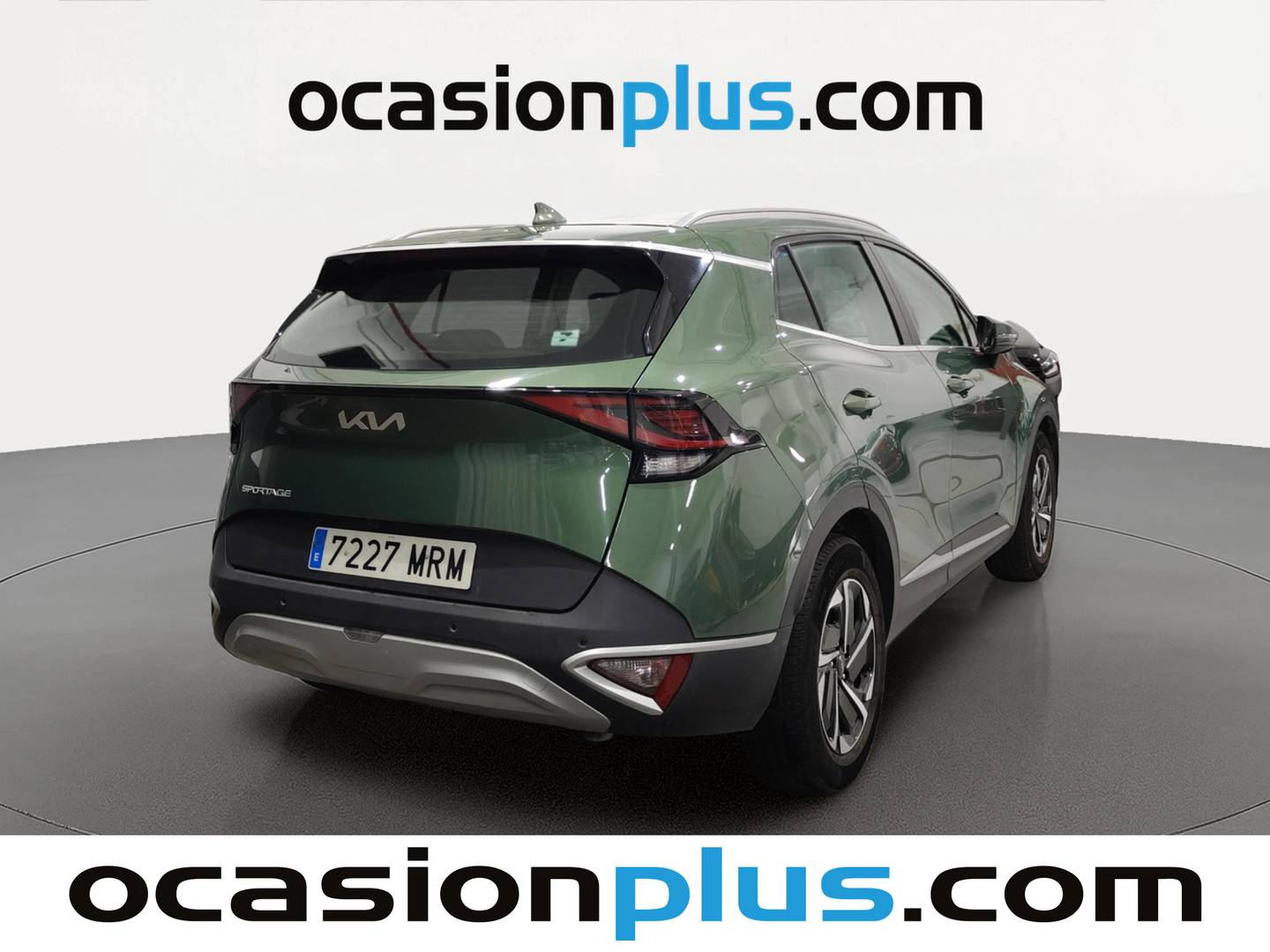 Foto trasera KIA Sportage KIA Sportage 1.6 T-GDi MHEV Drive 4x2 (150 CV) derecha