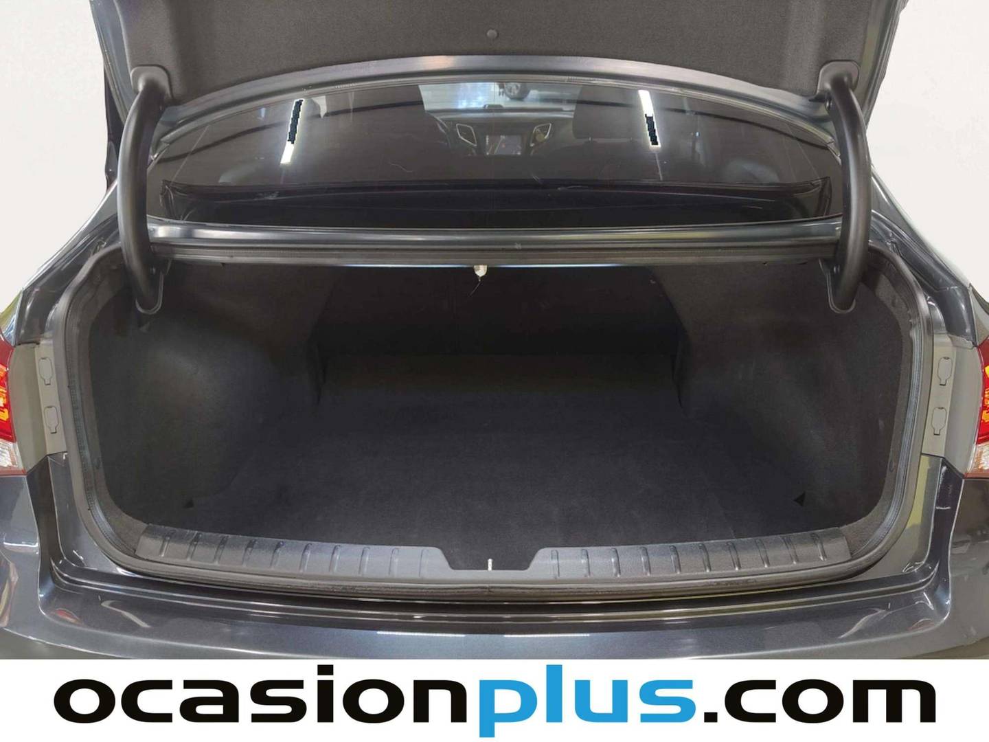 Fotos maletero Hyundai i40 Hyundai i40 1.7 CRDI BlueDrive Tecno (115 CV)