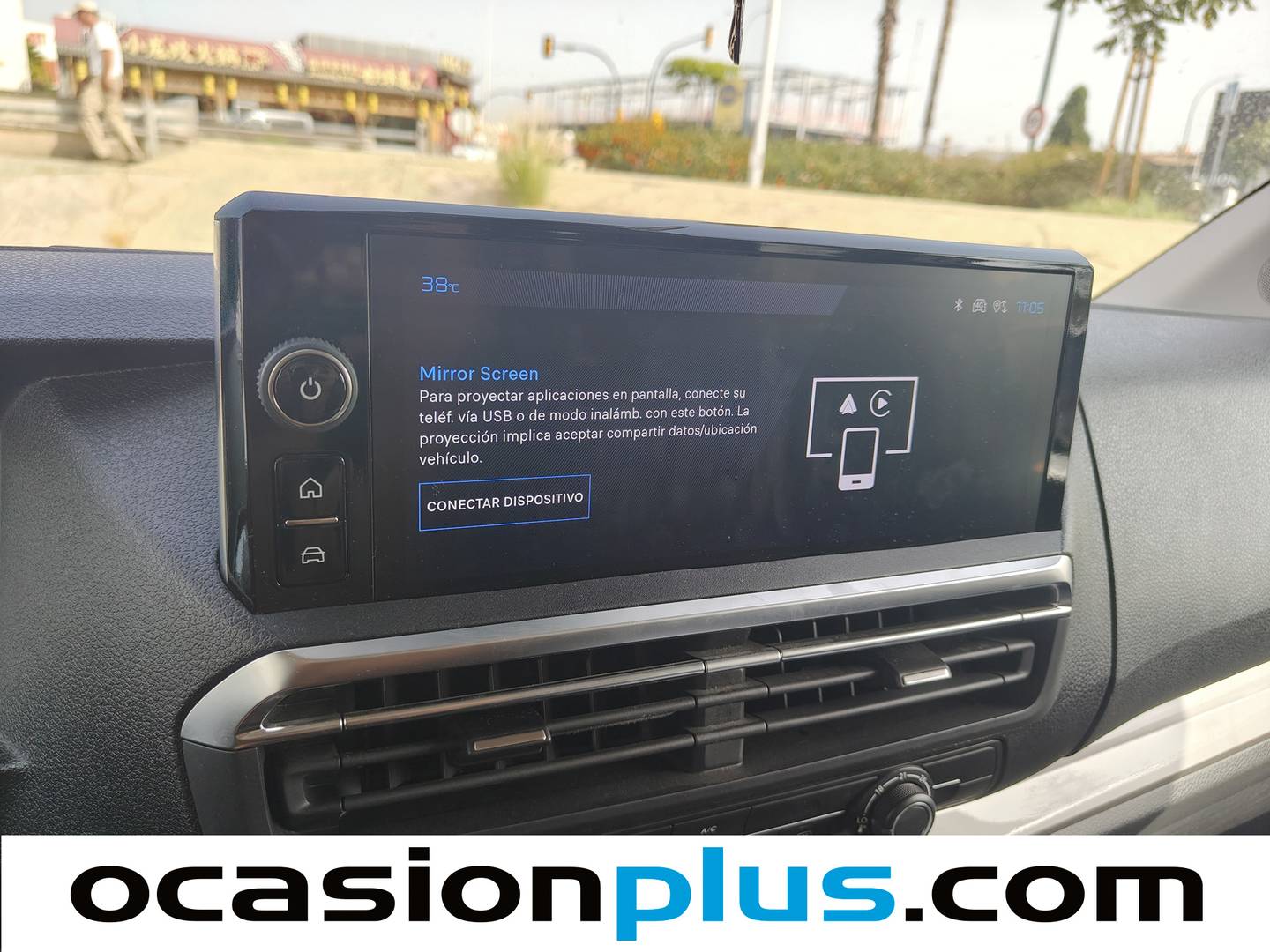 Extras del Peugeot Traveller Peugeot Traveller BlueHDi Business Long EAT8 (180 CV) 8 Plazas