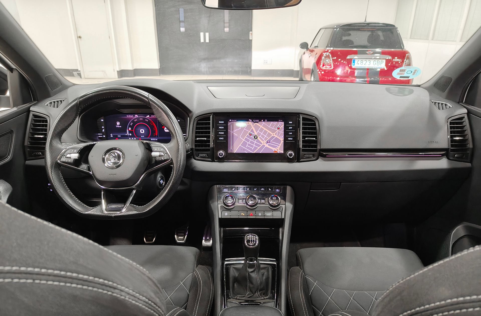Škoda Karoq 2.0 TDI Sportline - foto 6