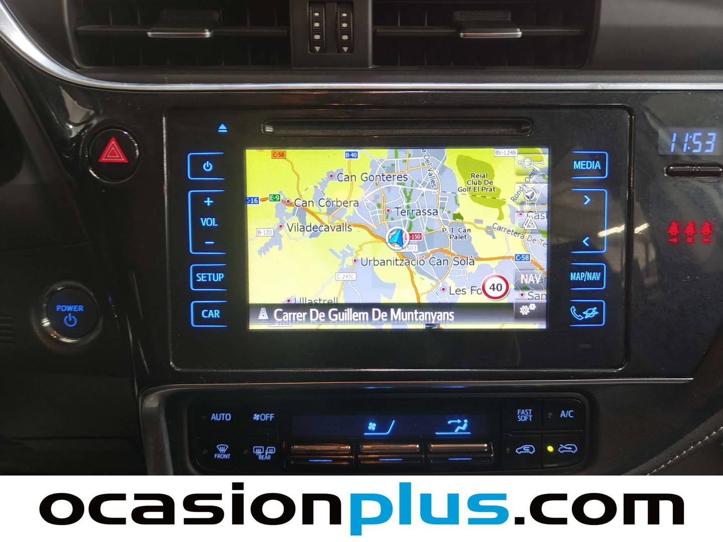 Extras y acabados del Toyota Auris Toyota Auris 140H Hybrid Touring Sports Business (136 CV)