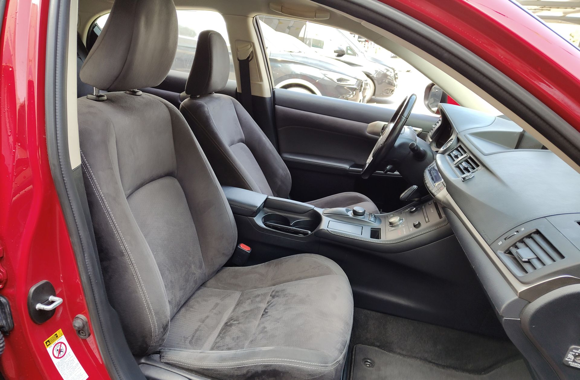 Lexus CT 200h Business - foto 18
