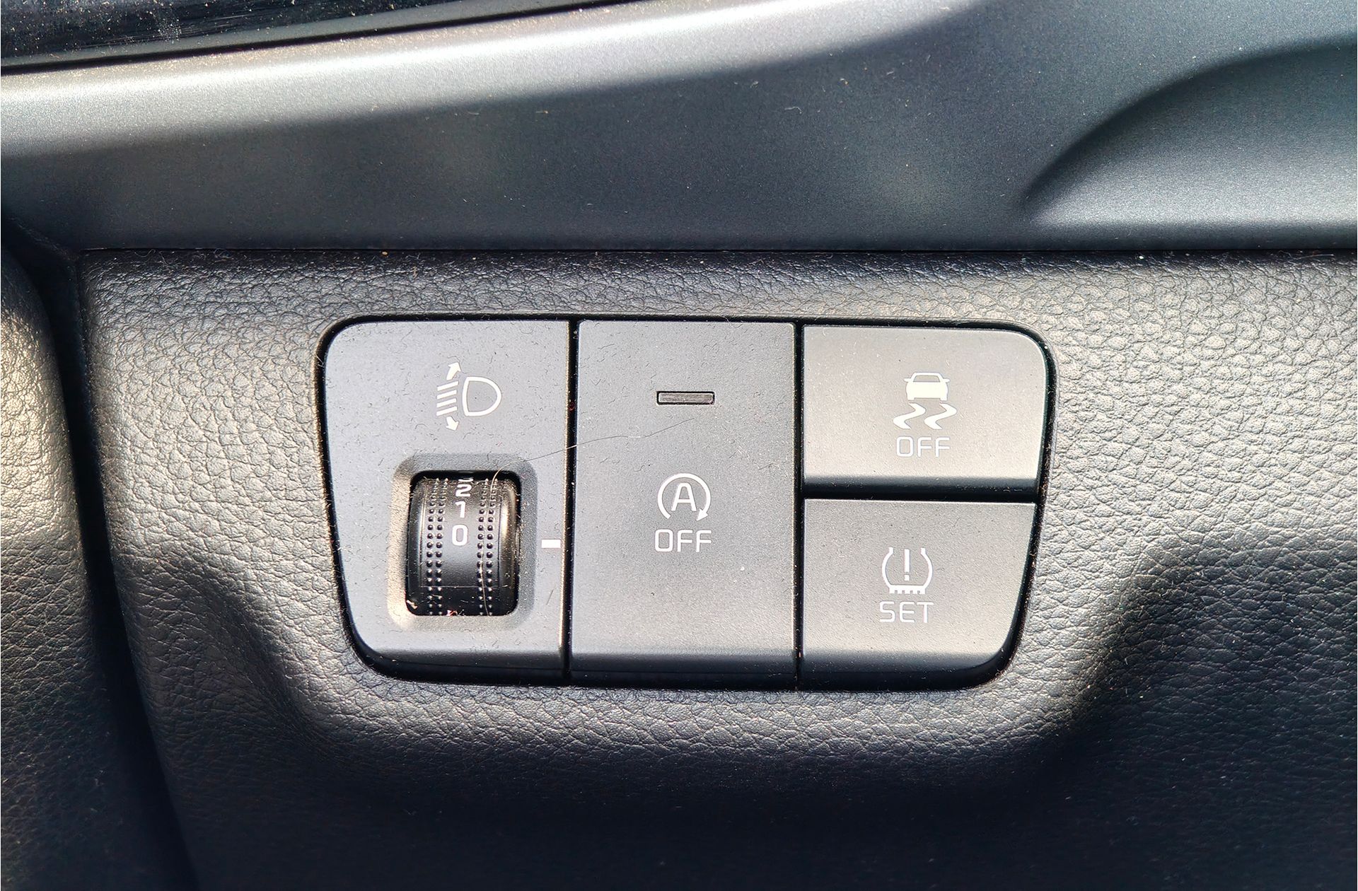 Kia Stonic 1.0 T-GDi Drive DCT - foto 13