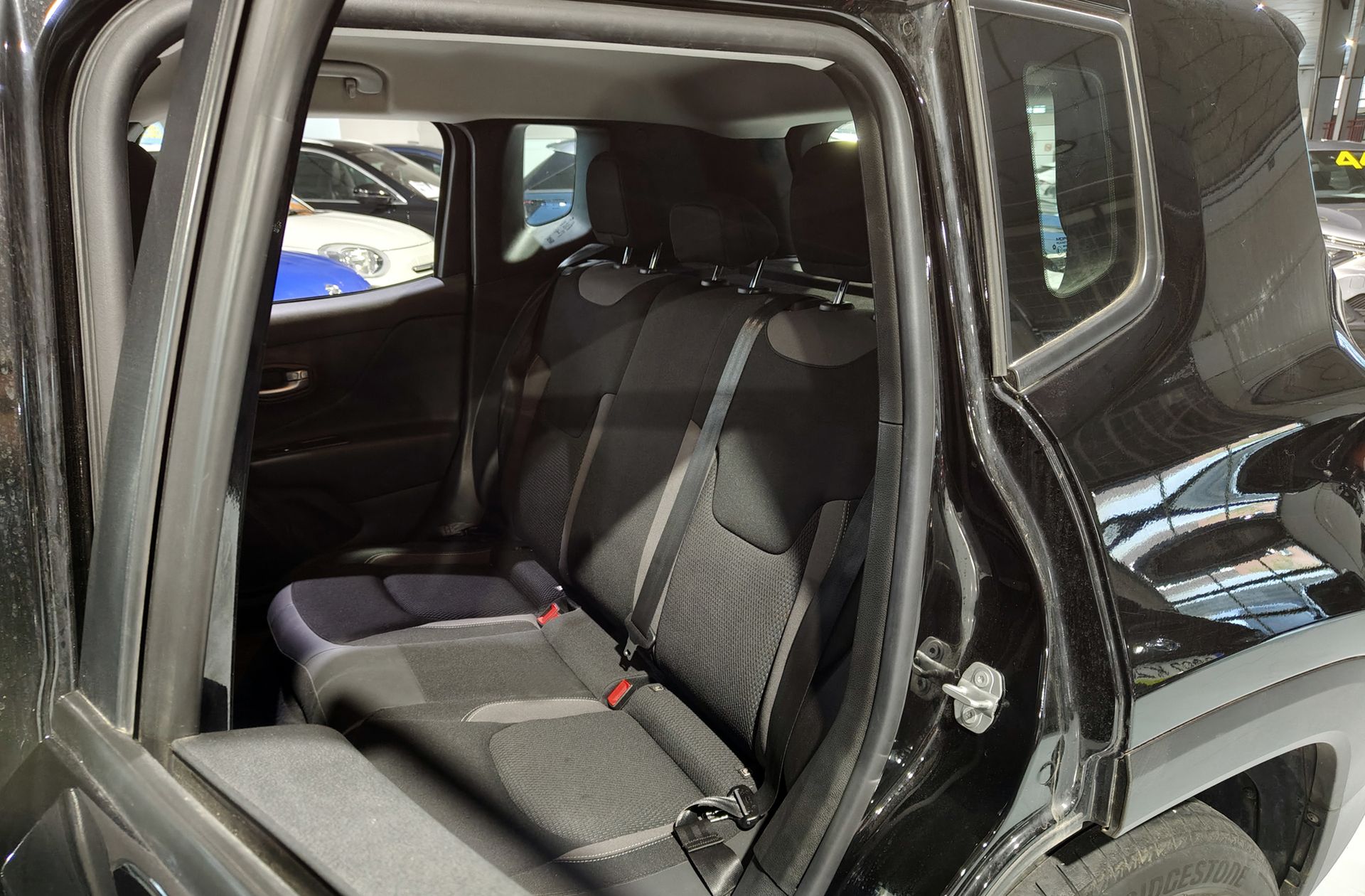 Jeep Renegade eHybrid 1.5 Limited ATX - foto 10