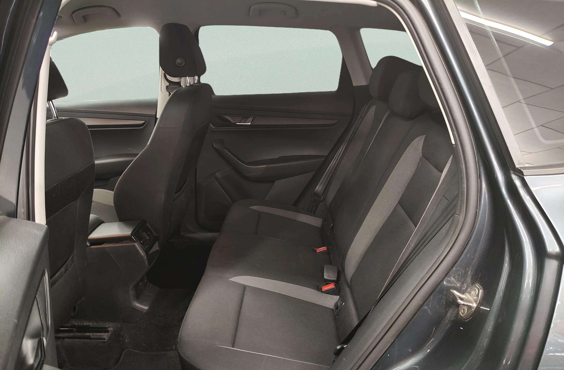 Škoda Karoq 1.0 TSI Active - foto 12