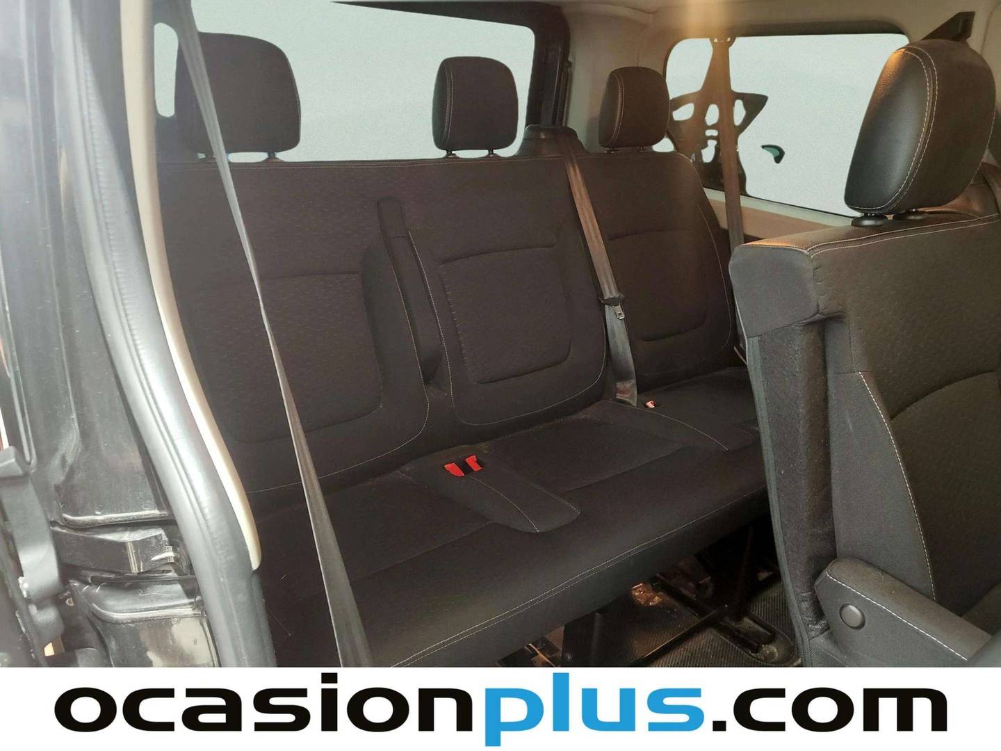 Foto asientos delanteros Opel Vivaro Opel Vivaro Combi 1.6 CDTI L2 2.9t Plus-6 (120 CV) 8 Plazas