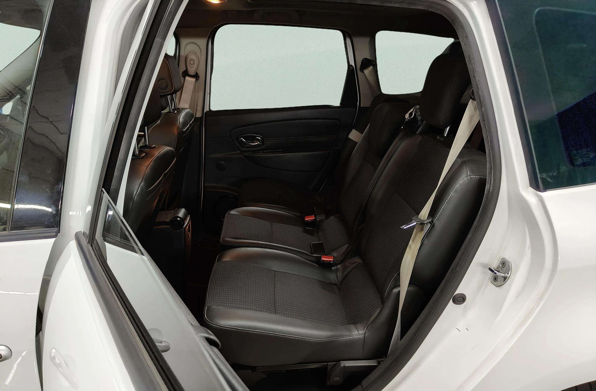 Renault Grand Scénic Bose Edition Energy dCi - foto 13