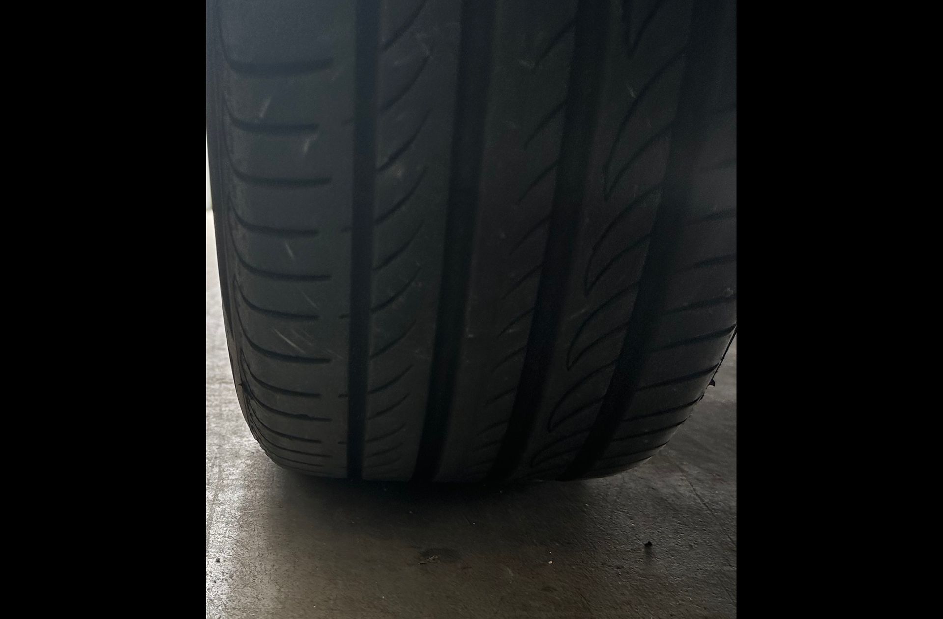 Škoda Karoq 1.6 TDI Like - foto 35