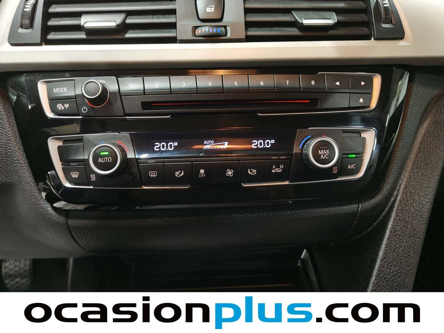 Foto BMW Serie 3 BMW Serie 3 318d Touring  (150 CV)