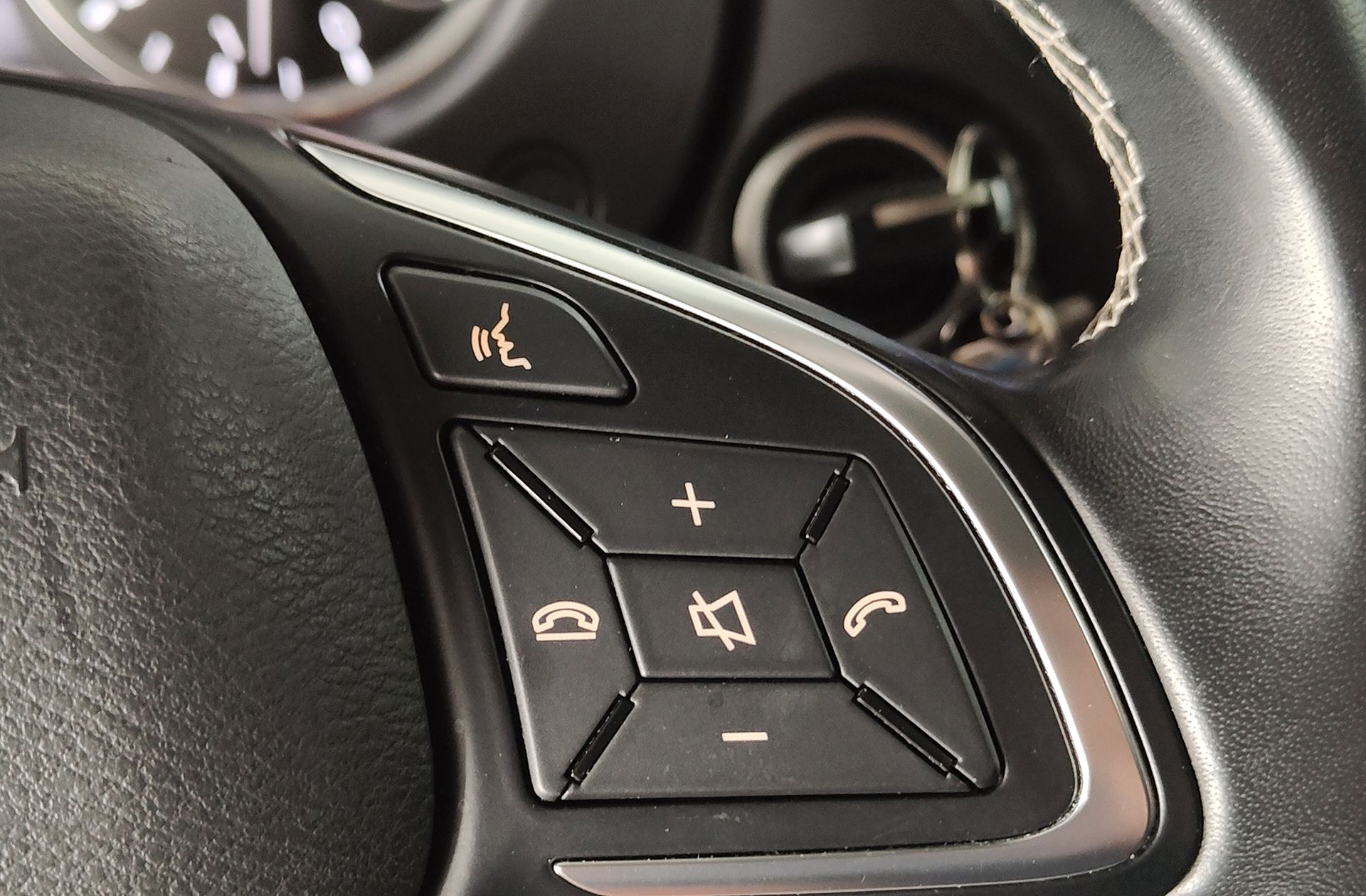 Infiniti Q30 1.6T Premium - foto 34