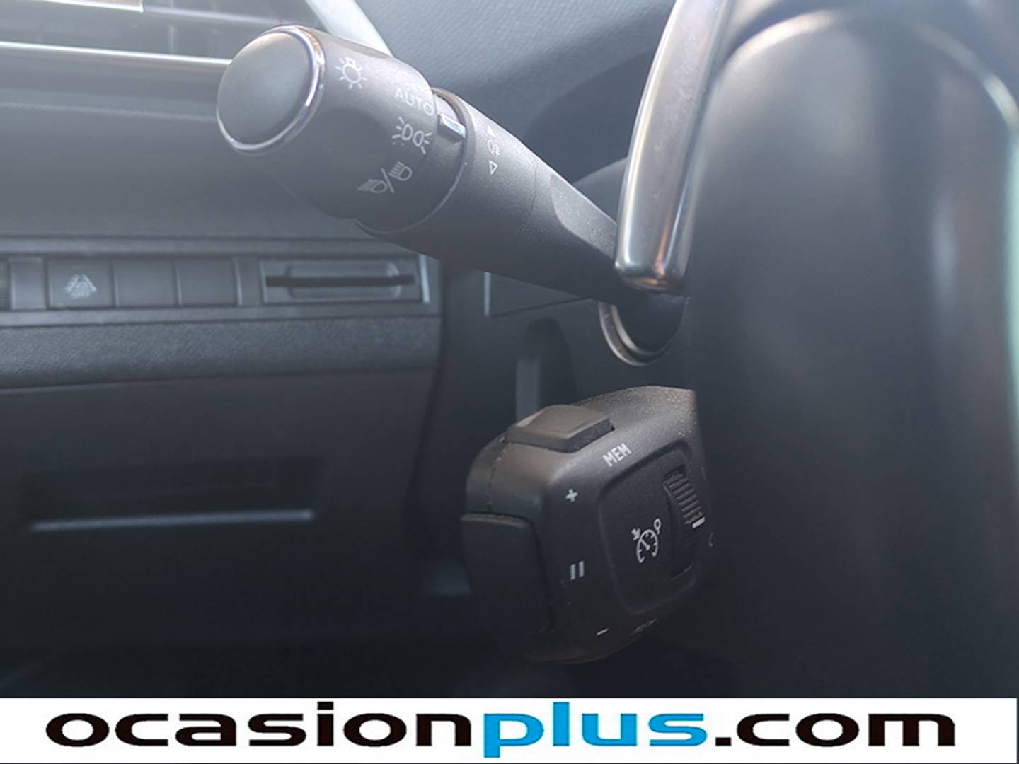 Foto Peugeot 3008 Peugeot 3008 PureTech 130 S&S Allure Pack EAT8 (130 CV)