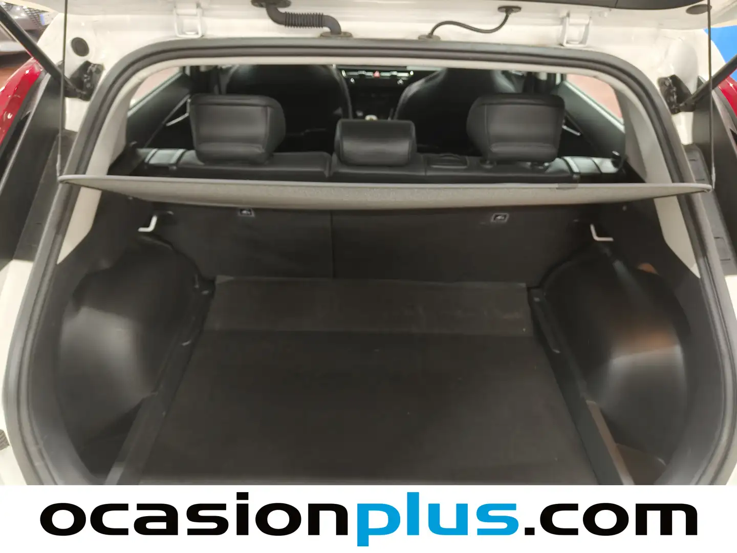 Foto KIA Niro Kia Niro 1.6 GDi HEV Drive (129 CV)