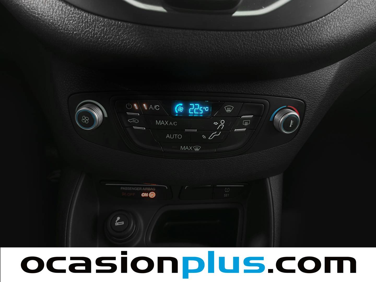 Extras del Ford Tourneo Courier Ford Tourneo Courier 1.5 TDCi Titanium (95 CV)