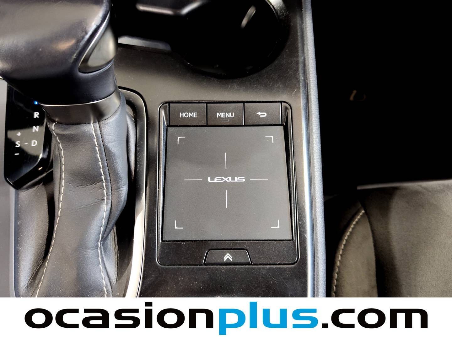 Foto Lexus UX Lexus UX 250h Business 2WD (184 CV)