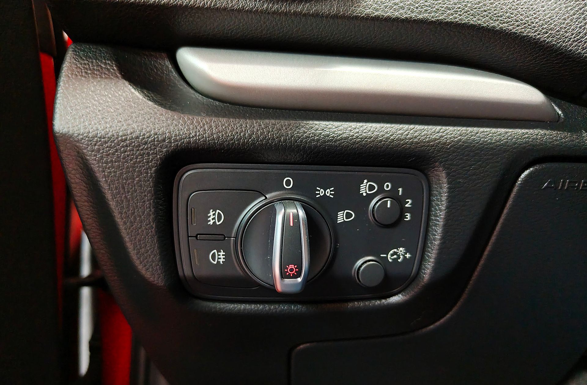 Audi A3 1.6 TDI Attraction edition - foto 8
