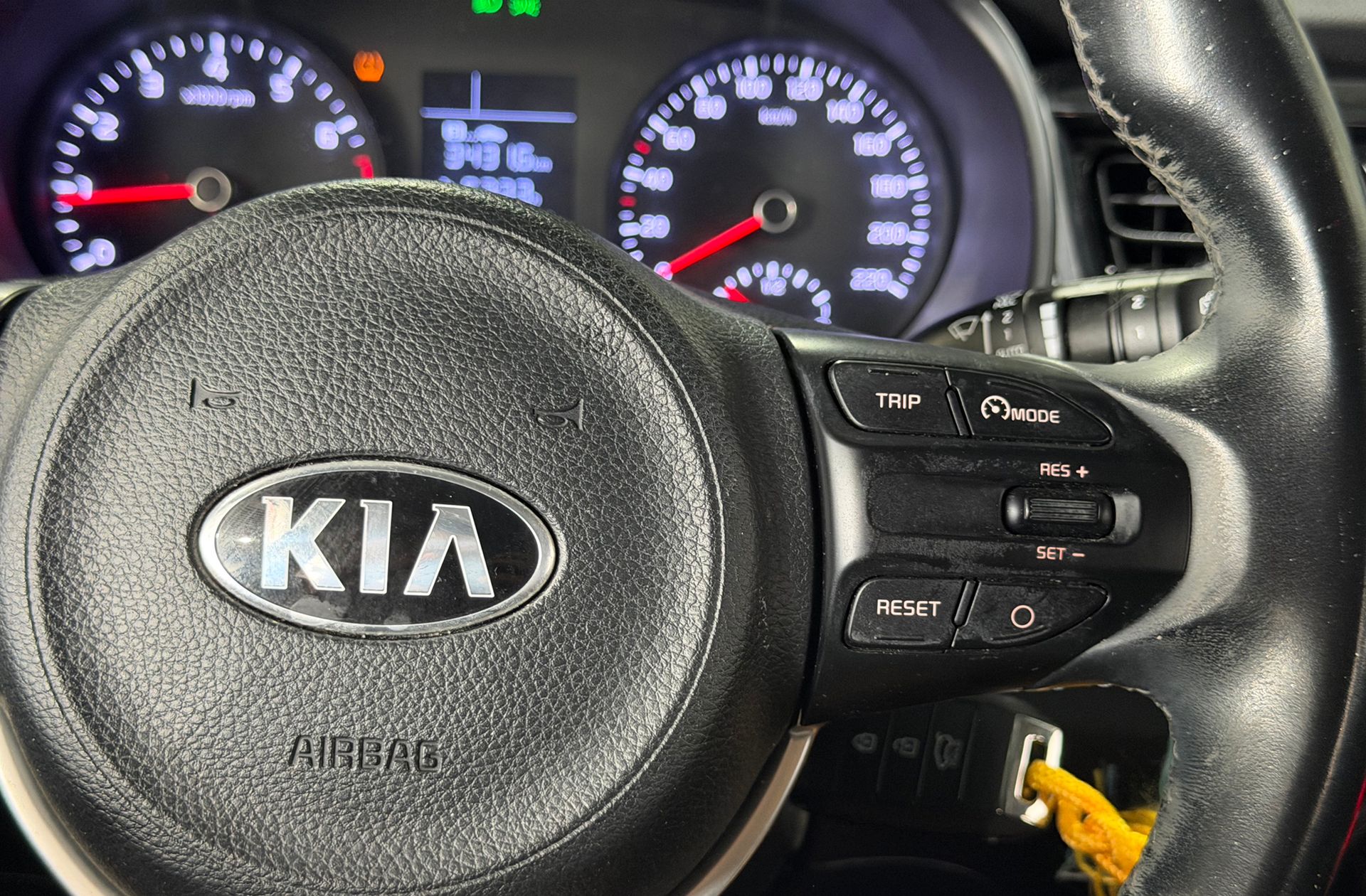 Kia Stonic 1.0 T-GDi Drive - foto 26