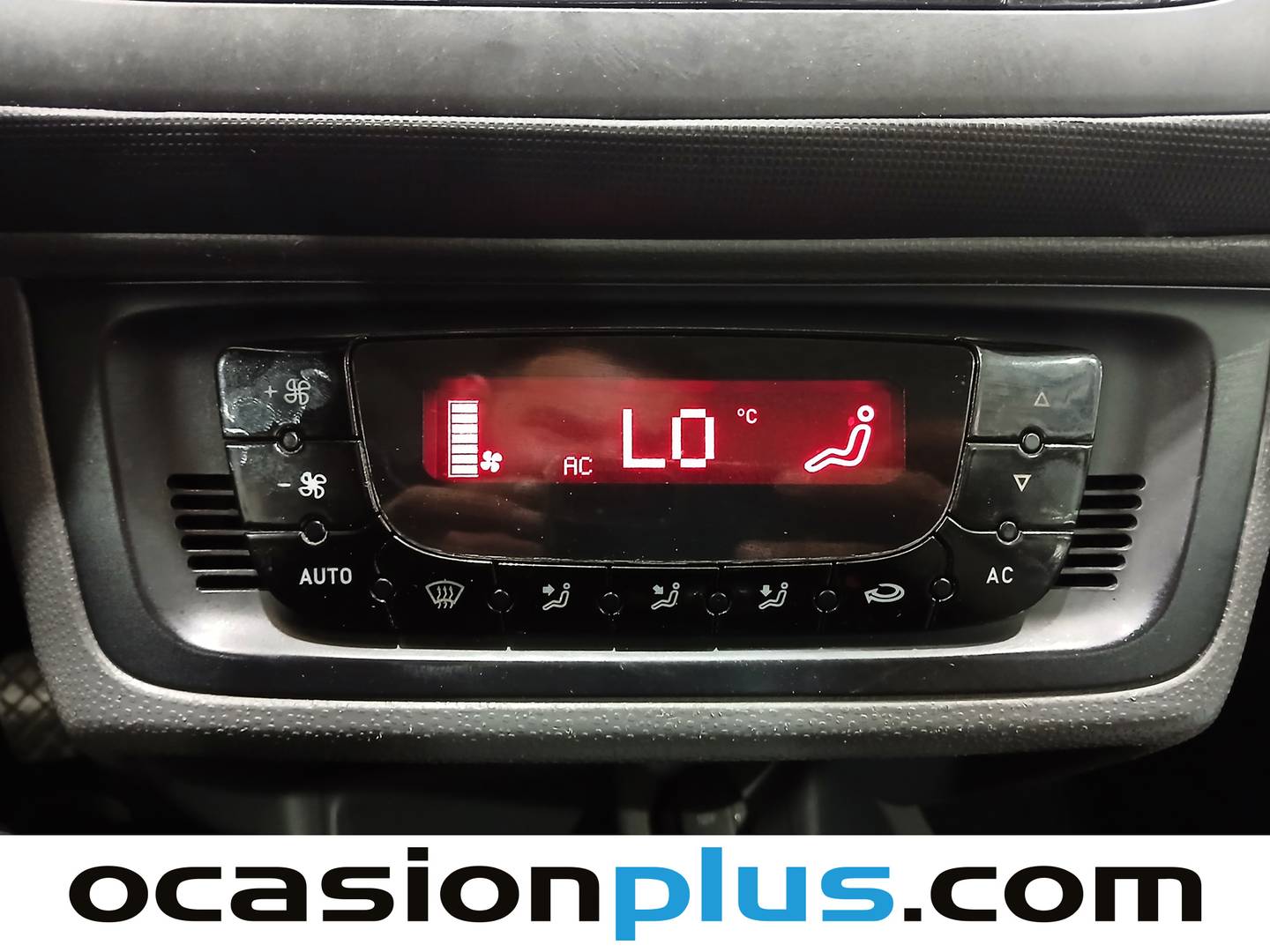 Extras y acabados del Seat Ibiza Seat Ibiza 1.6 TDI DPF Style  (105 CV)