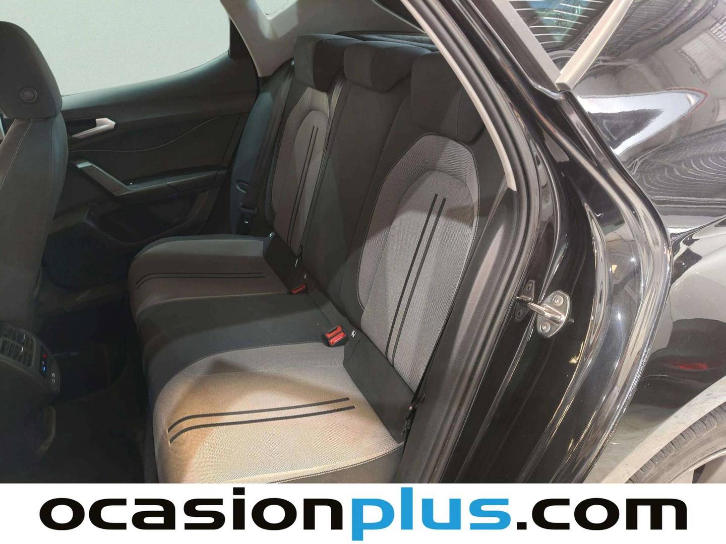 Foto asientos traseros Seat León Seat León 2.0 TDI S&S Style Go DSG (150 CV)