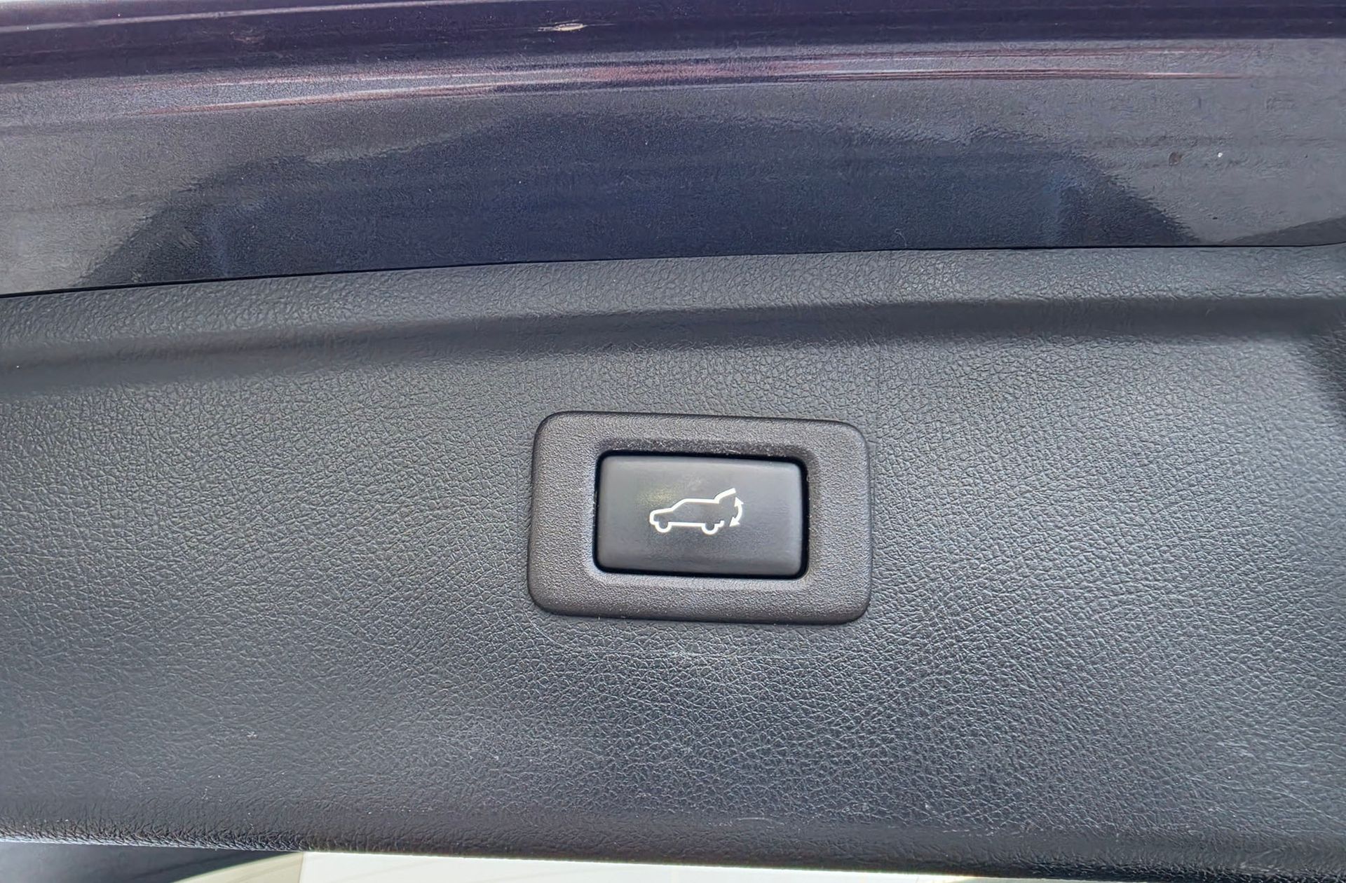 Subaru Outback 2.0 TD Executive Plus CVT Lineartron AWD - foto 20