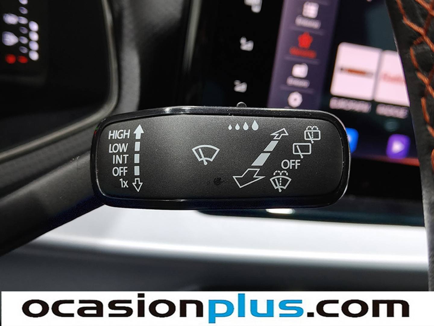 Foto Seat Arona SEAT Arona 1.5 TSI FR Plus DSG (150 CV)