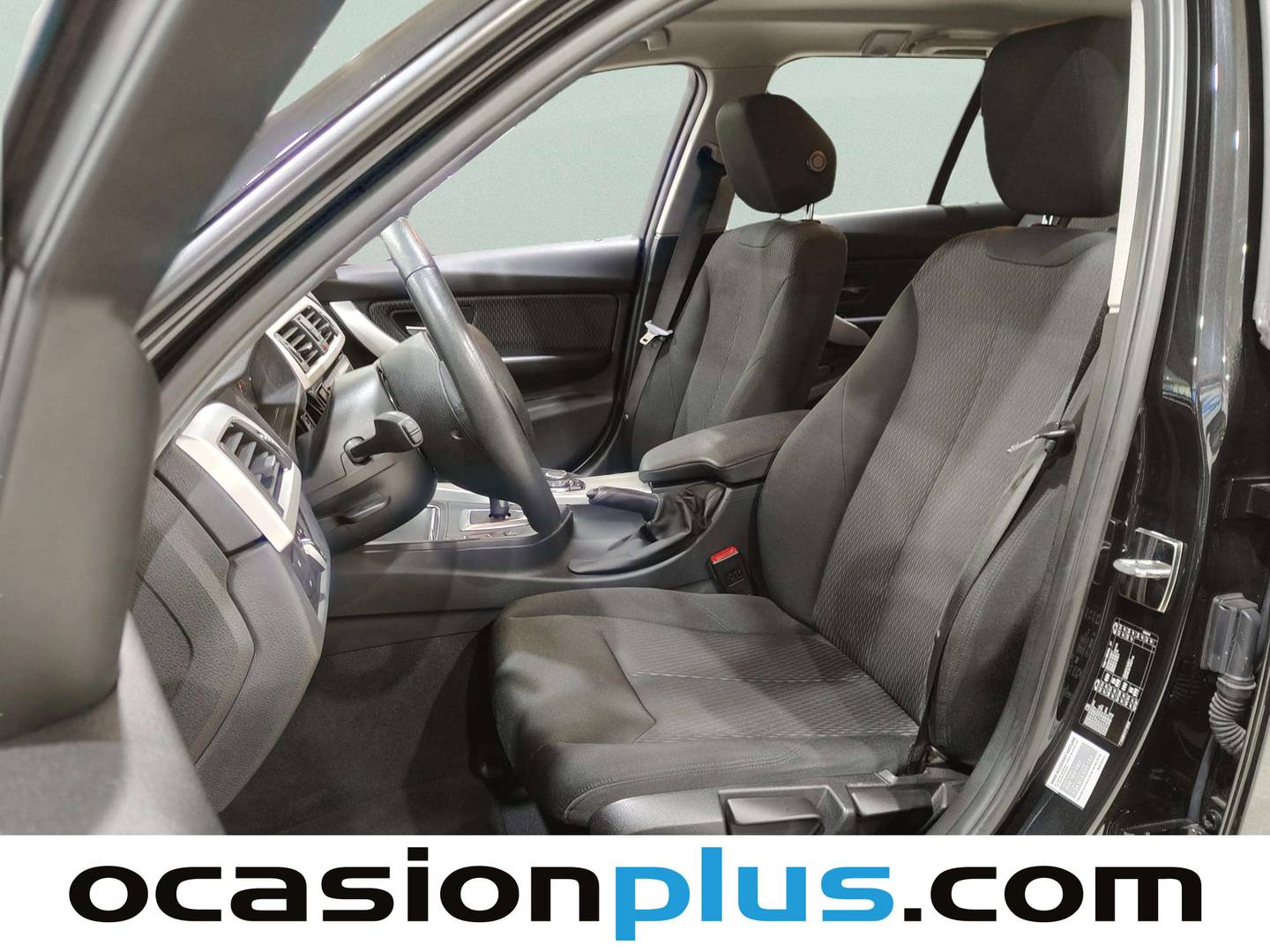 Foto asientos delanteros BMW Serie 3 BMW Serie 3 318d Touring (150 CV)