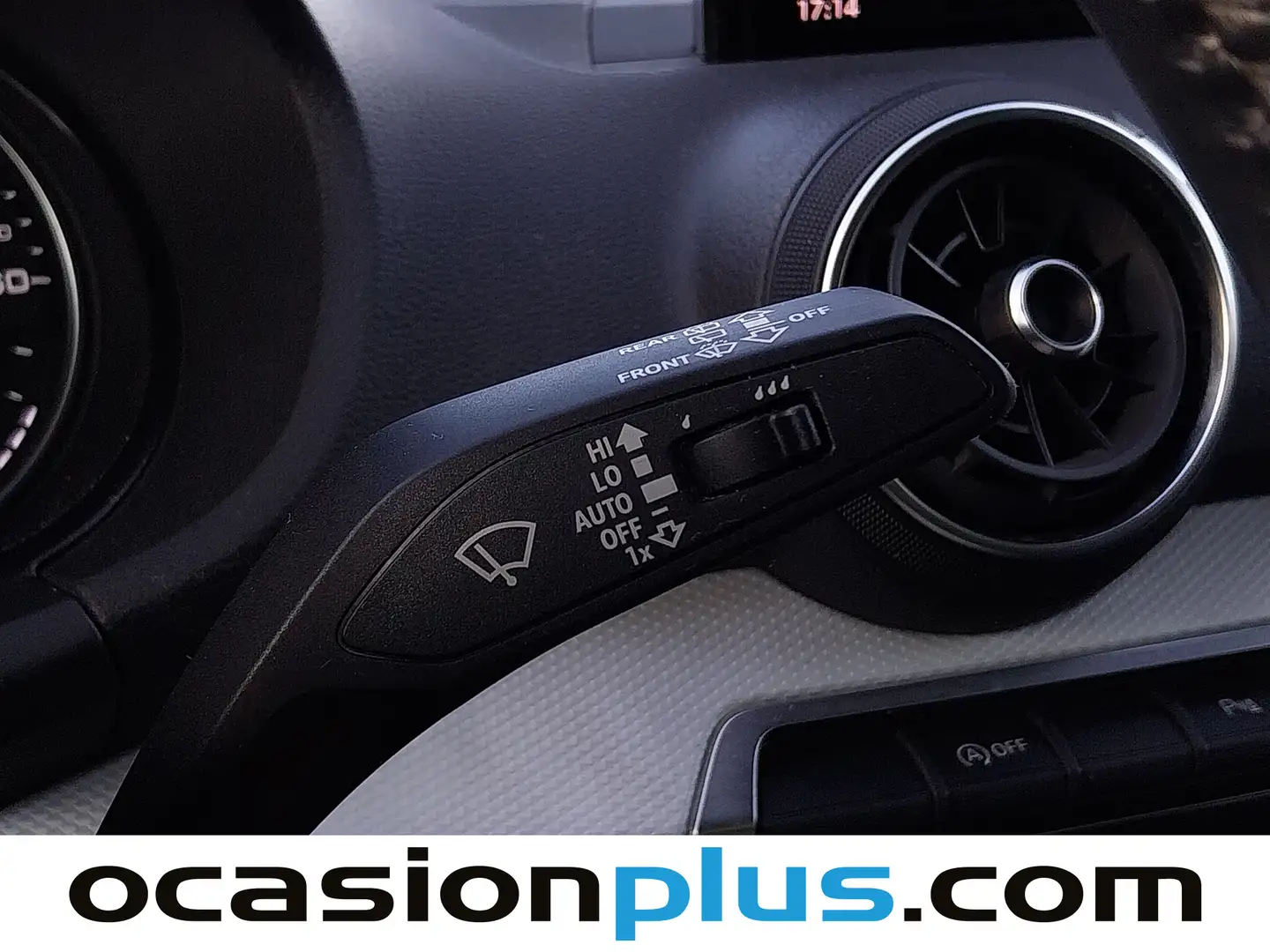 Foto Audi Q2 Audi Q2 design 30 TFSI (116 CV)