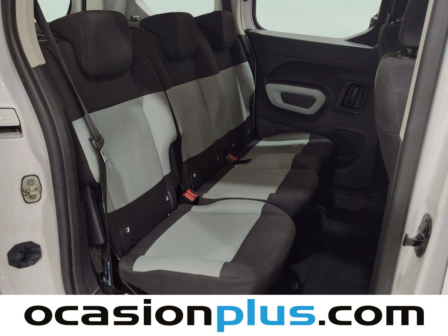 Citroën Berlingo Citroën Berlingo Combi PureTech 110 S&S Talla M Feel (110 CV) al mejor precio
