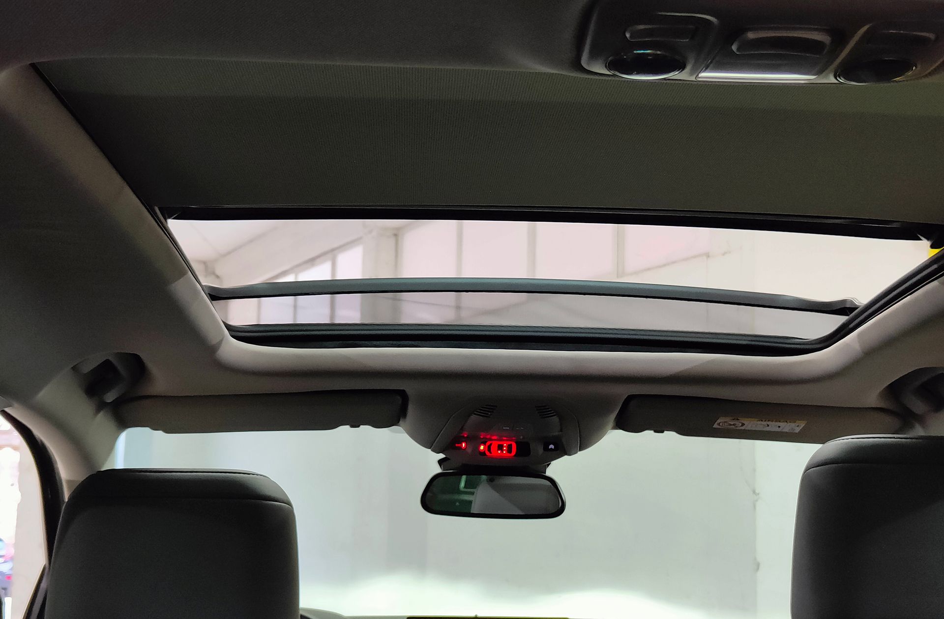Citroën C5 Aircross Plug-in Hybrid Max e-EAT8 - foto 7