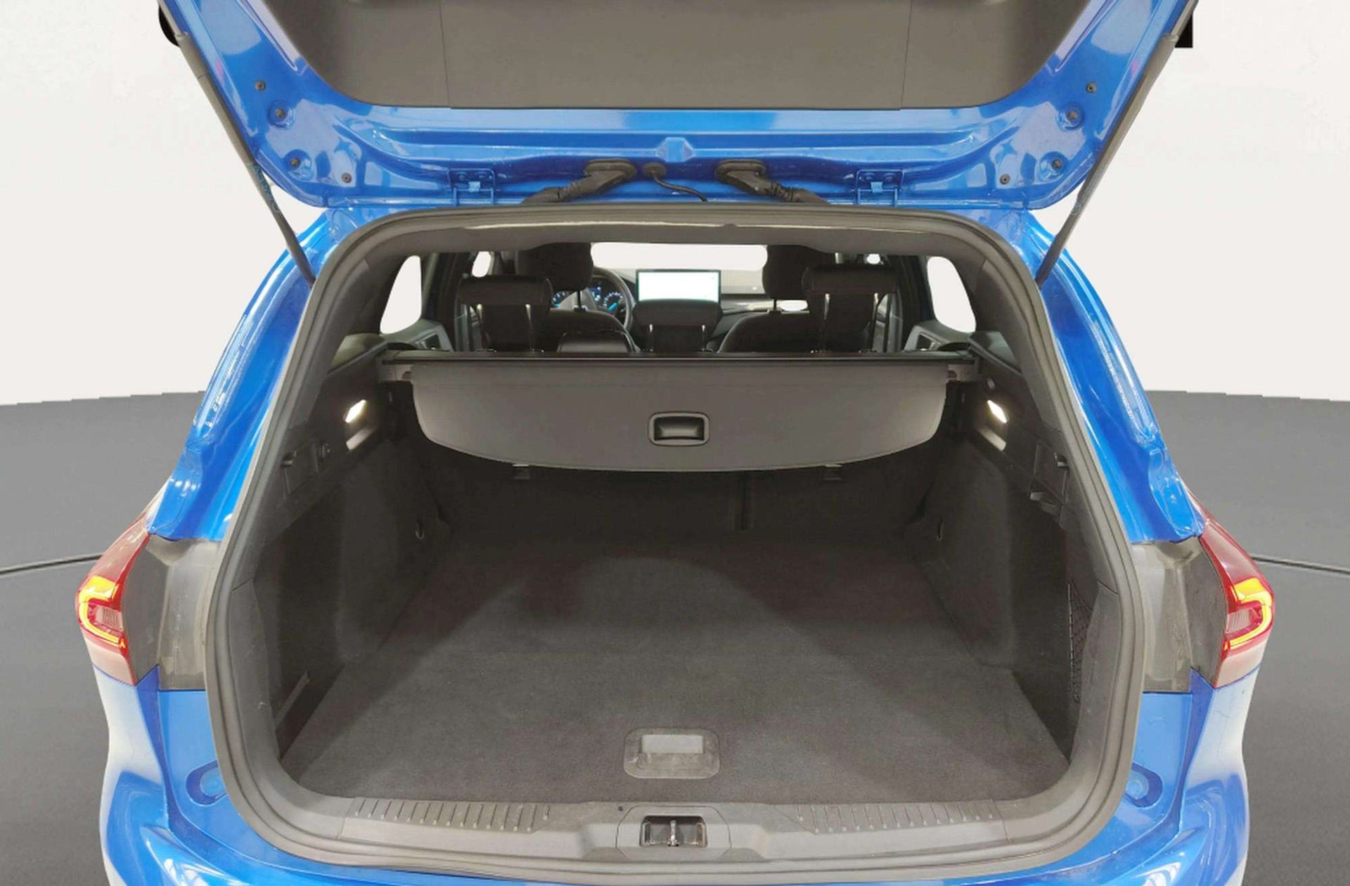 Ford Focus 1.0 EcoBoost MHEV ST-Line - foto 21