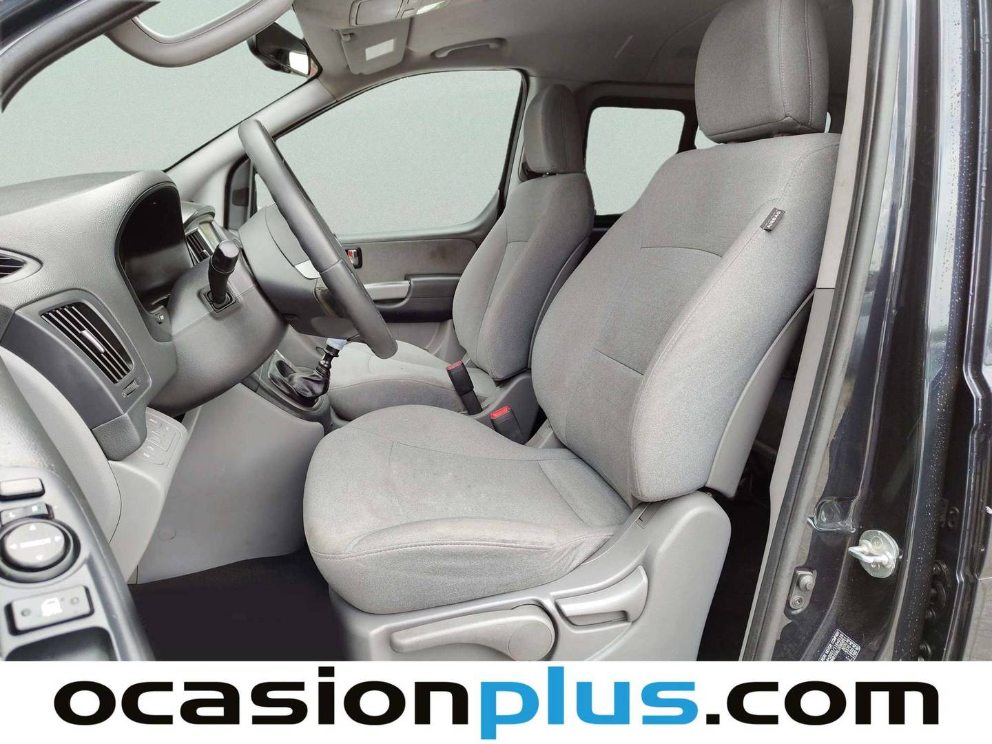 Foto asientos delanteros Hyundai H-1 Travel Hyundai H-1 Travel 2.5 CRDi Tecno (136 CV) 8 Plazas