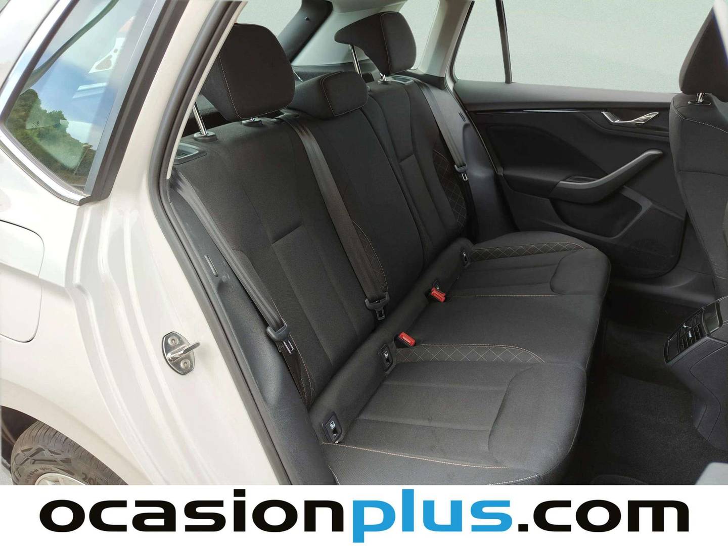 Skoda Kamiq Skoda Kamiq 1.0 TSI Ambition (115 CV) gasolina