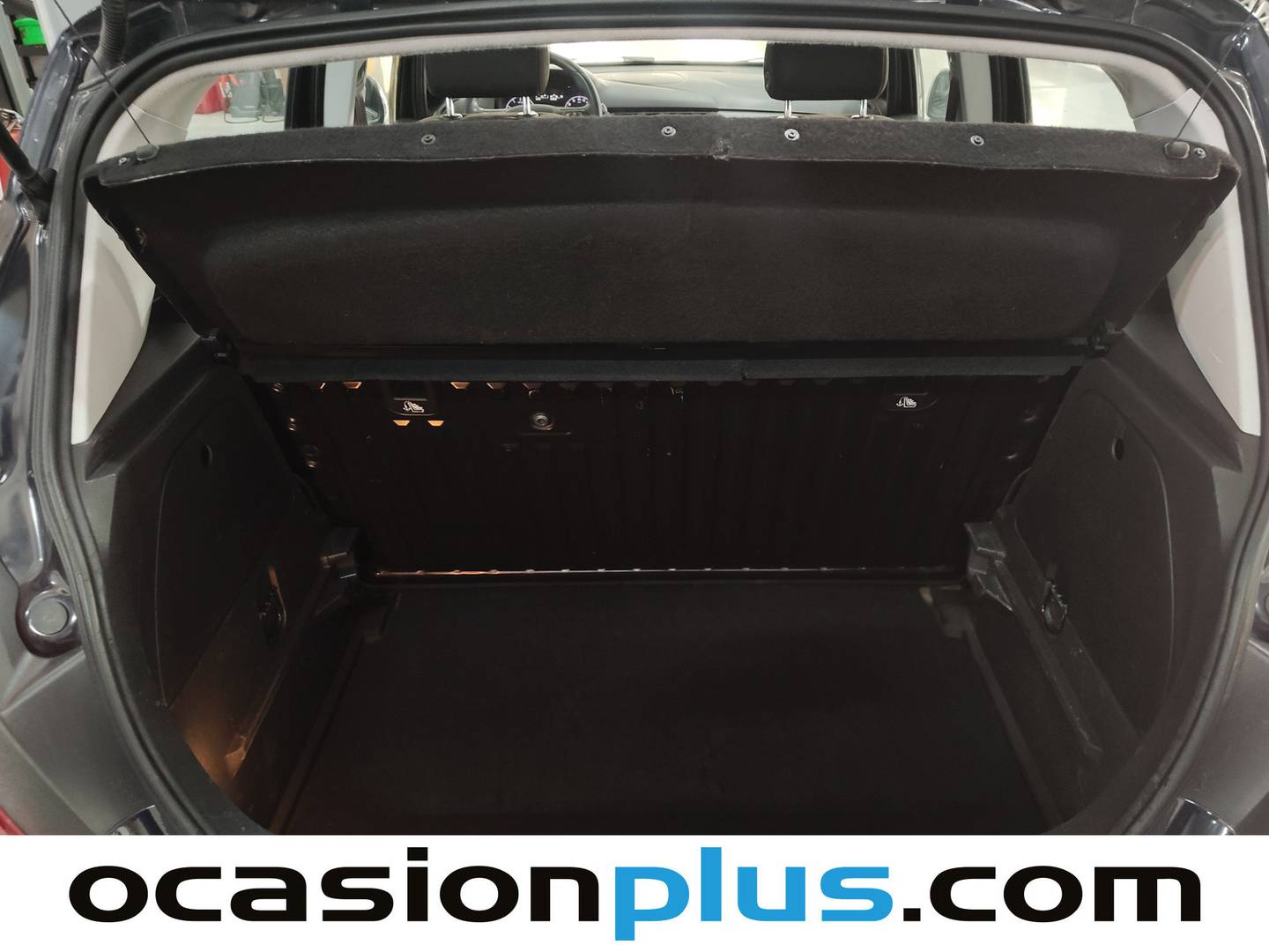 Fotos maletero Opel Corsa Opel Corsa 1.4 Business (90 CV)