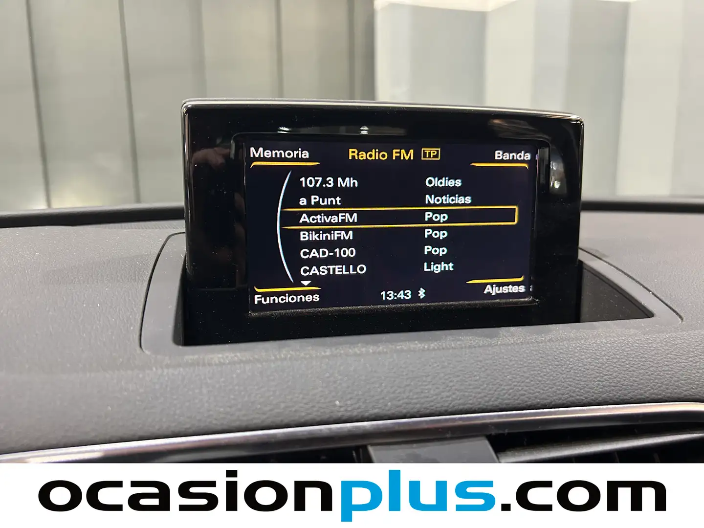 Foto Audi Q3 Audi Q3 design edition 2.0 TDI (150 CV)