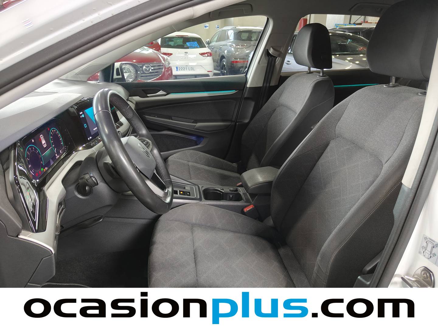 Foto asientos delanteros Volkswagen Golf Volkswagen Golf Life 1.0 eTSI (110 CV) DSG