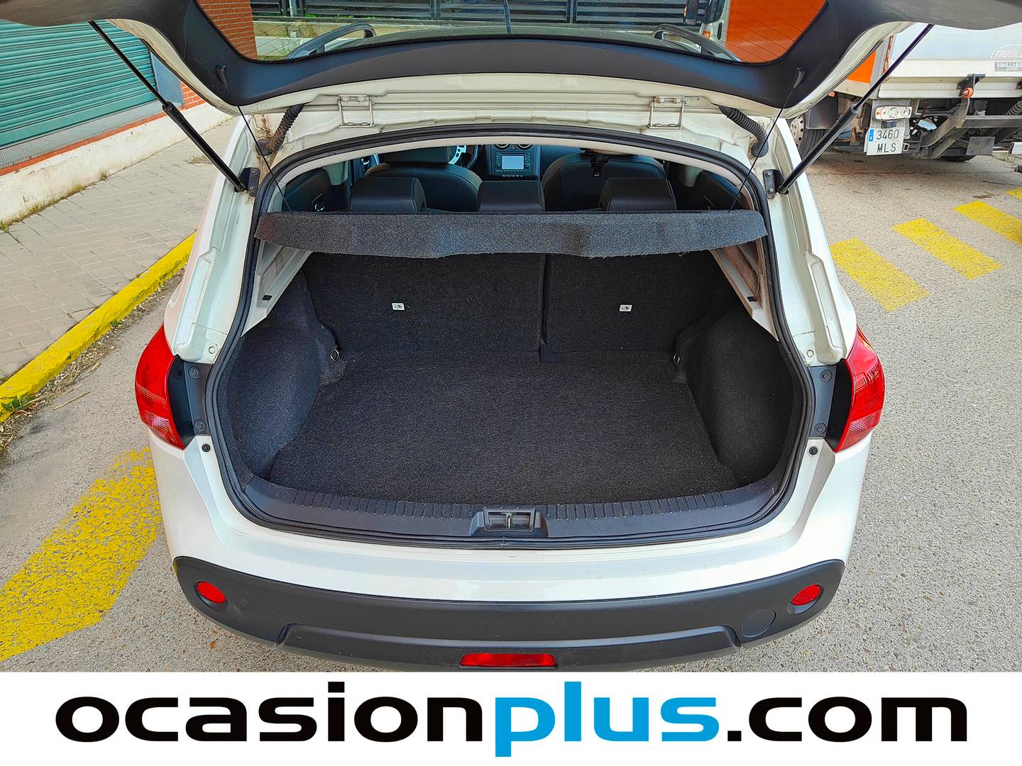 Fotos maletero Nissan QASHQAI Nissan Qashqai TEKNA PREMIUM 4X2 17