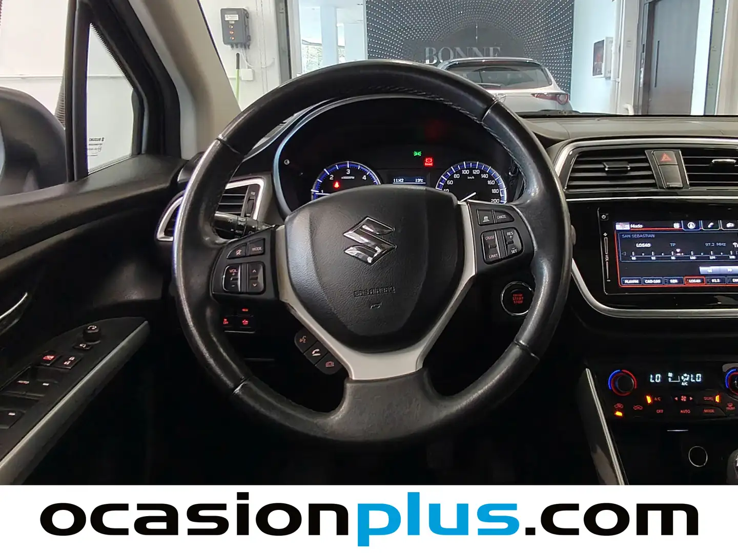 Foto Suzuki SX4 S-Cross Suzuki SX4 S-Cross 1.6 DDiS GLX 4x2 (120 CV)